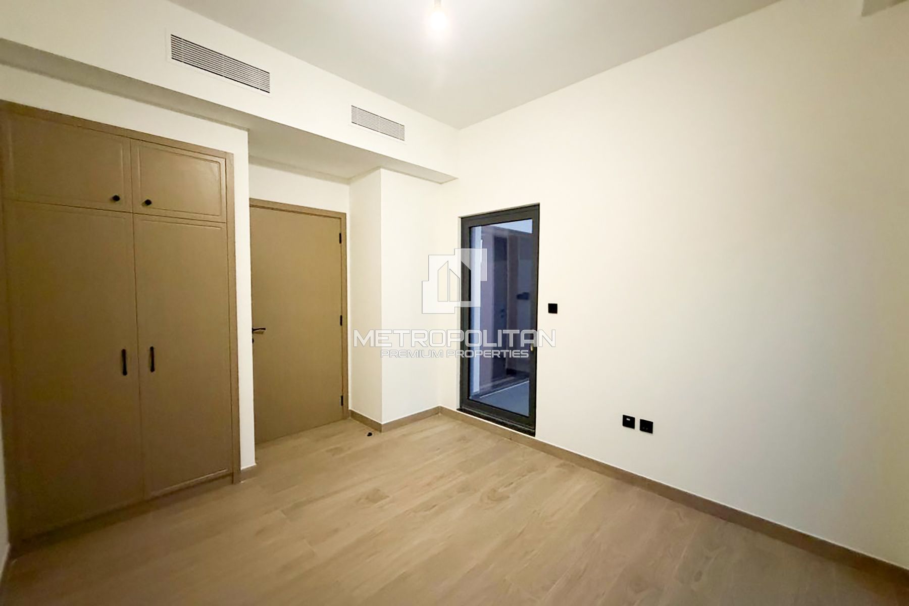 5BR联排别墅出租在Damac Lagoons – MPR-9052 photo-14