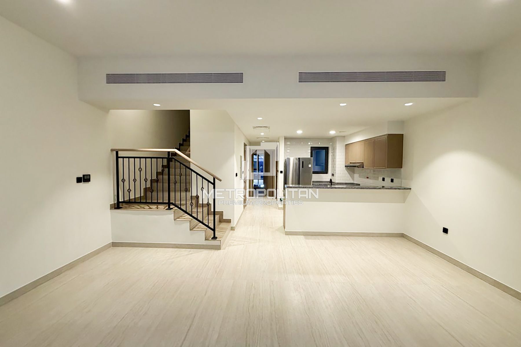 5BR联排别墅出租在Damac Lagoons – MPR-9052 photo-21