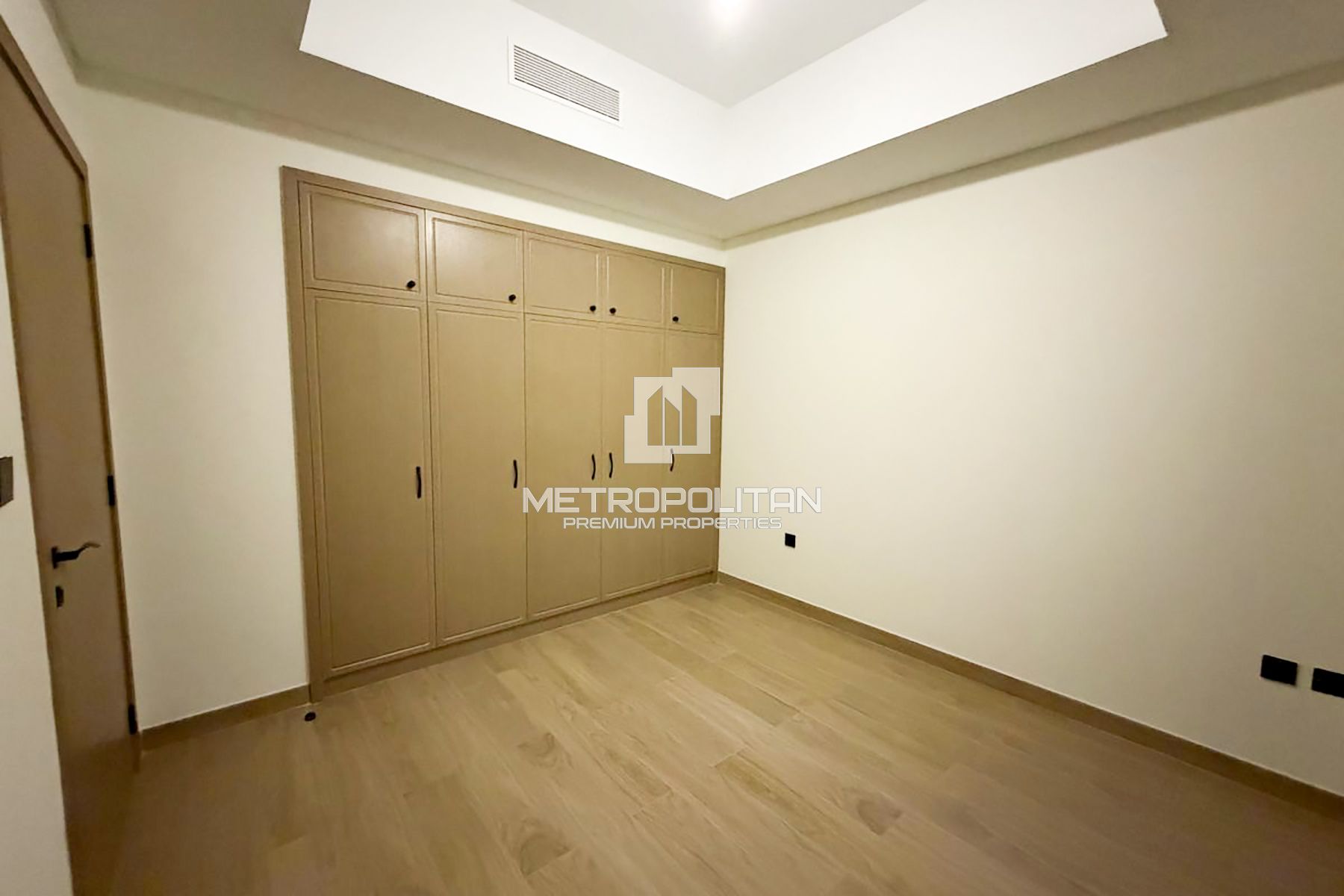 5BR联排别墅出租在Damac Lagoons – MPR-9052 photo-23