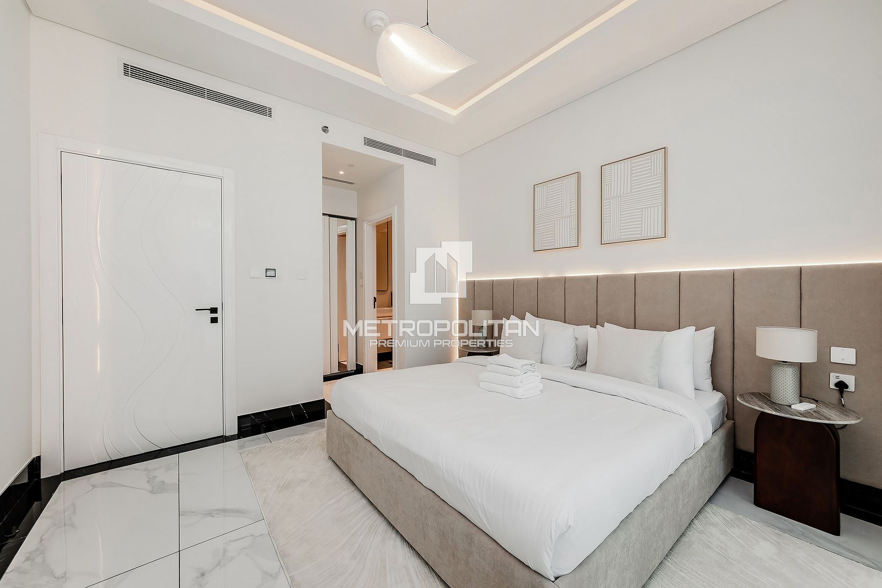 Luxury | Fully Furnished | City and Canal Views photo-3