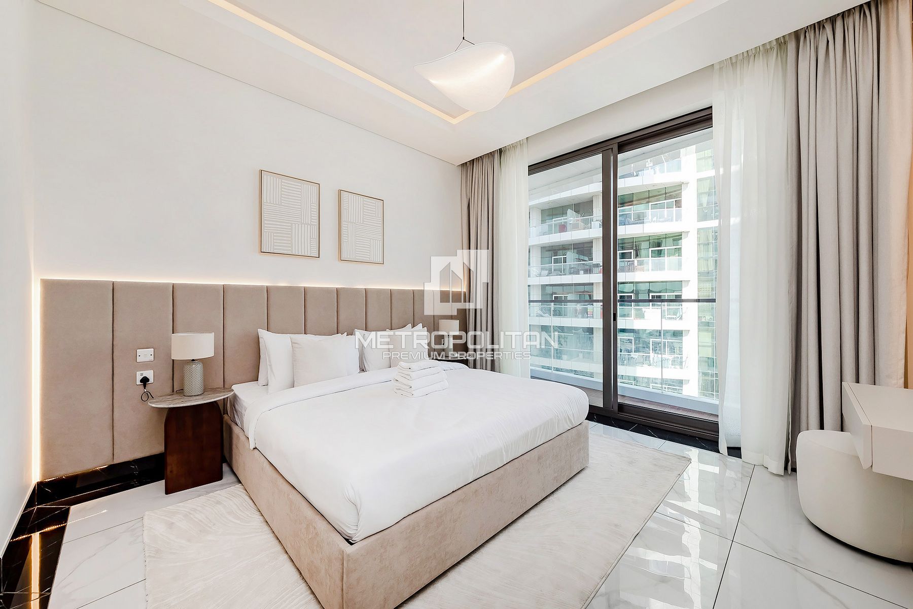 Luxury | Fully Furnished | City and Canal Views photo-4