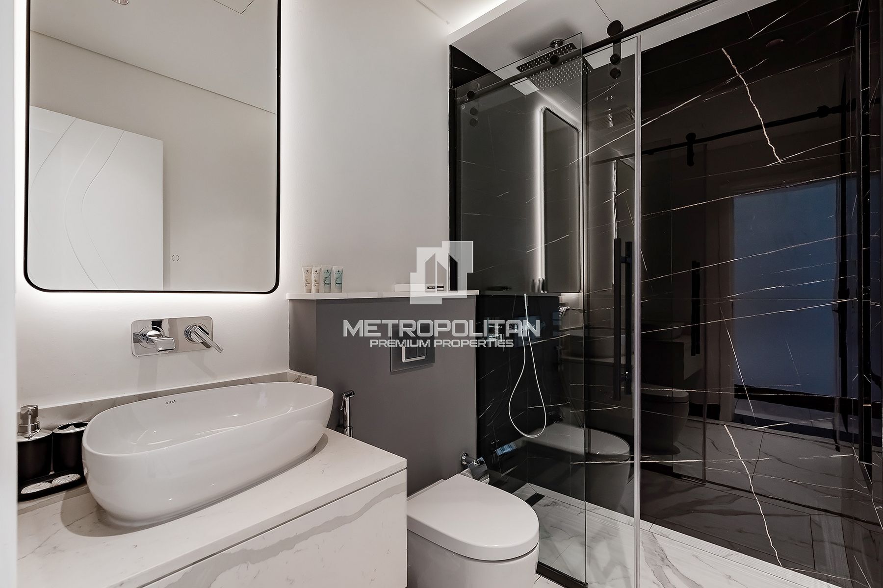 Luxury | Fully Furnished | City and Canal Views photo-5