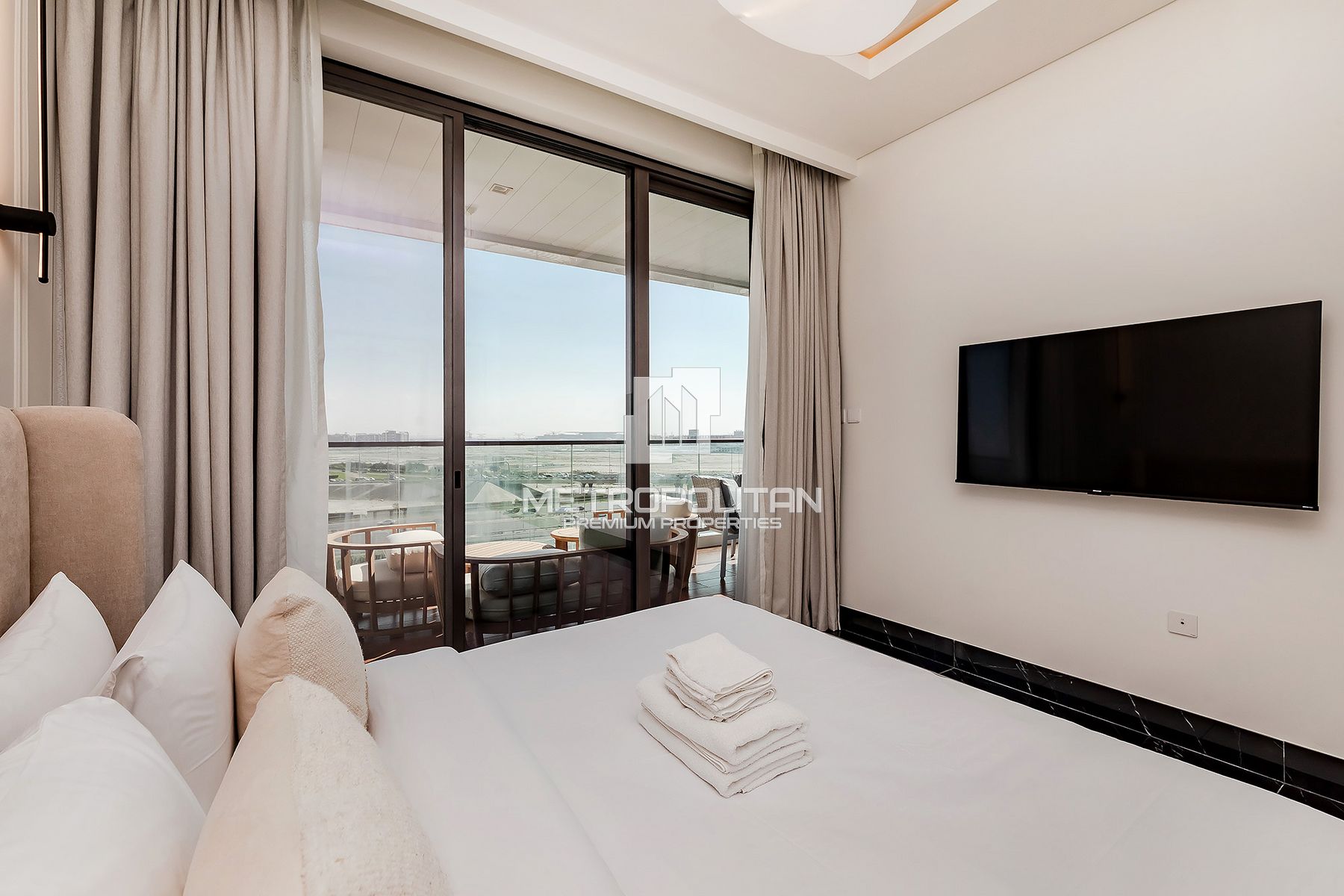 Luxury | Fully Furnished | City and Canal Views photo-6