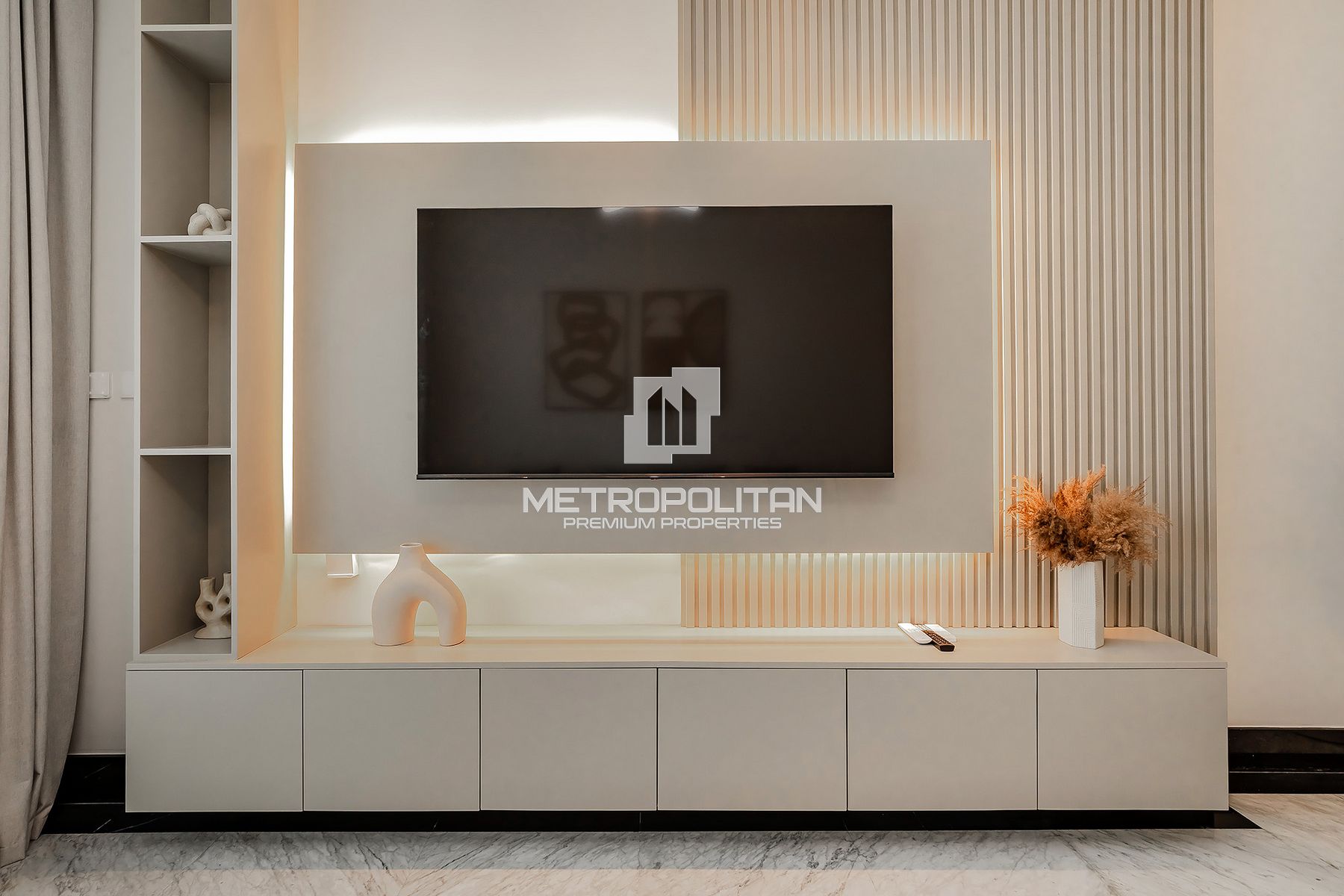 Luxury | Fully Furnished | City and Canal Views photo-17