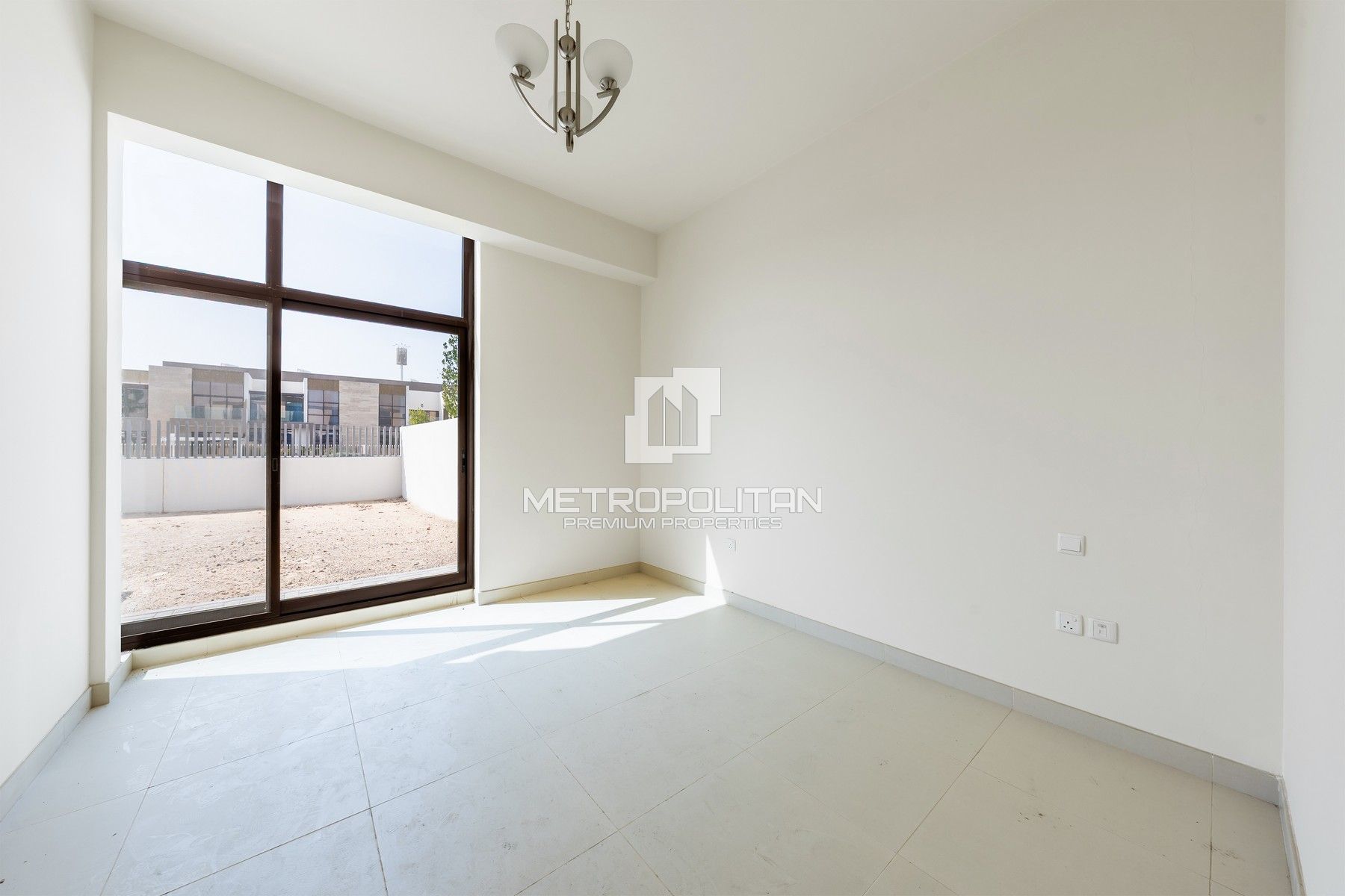 Ready to Move In | Prime Location | Spacious photo-9