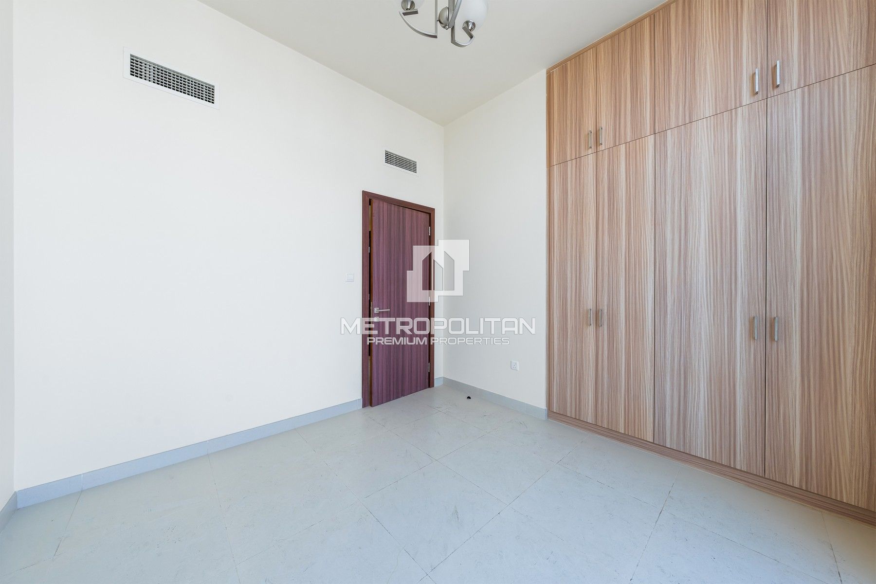 Ready to Move In | Prime Location | Spacious photo-16