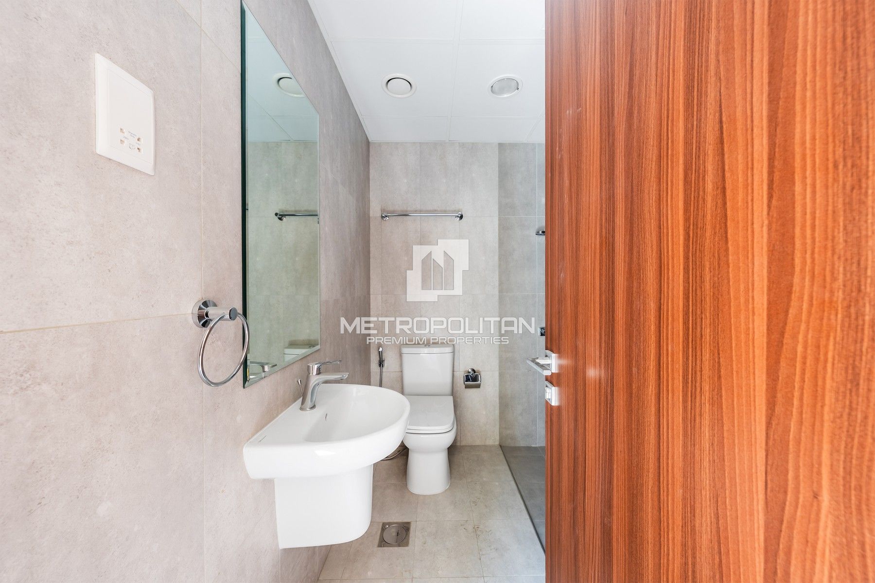 Ready to Move In | Prime Location | Spacious photo-17