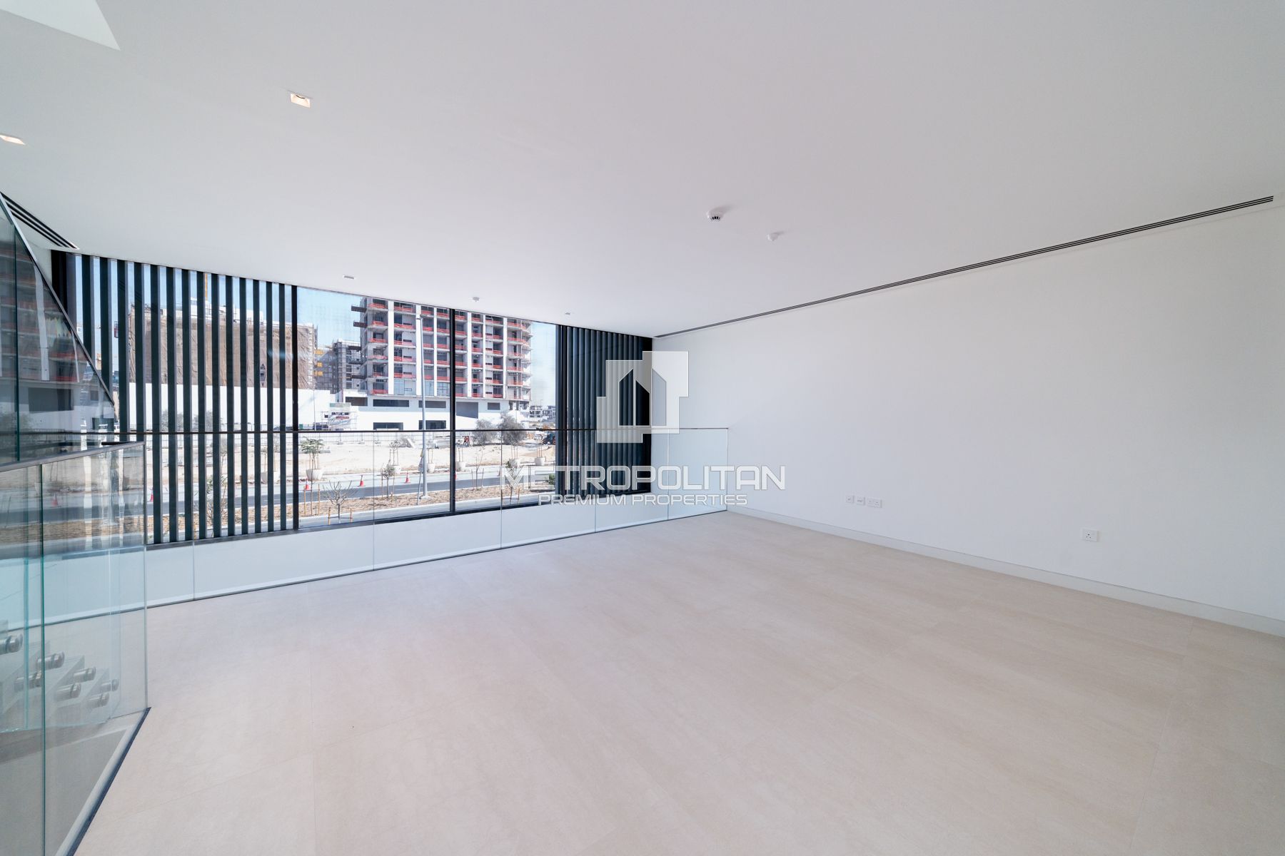 Nad Al Sheba 3卧室联排别墅出租 – MPR-9117 photo-0