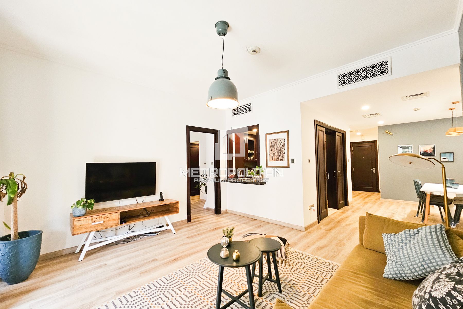 Fully Furnished | Separate Dining | Greenery Views