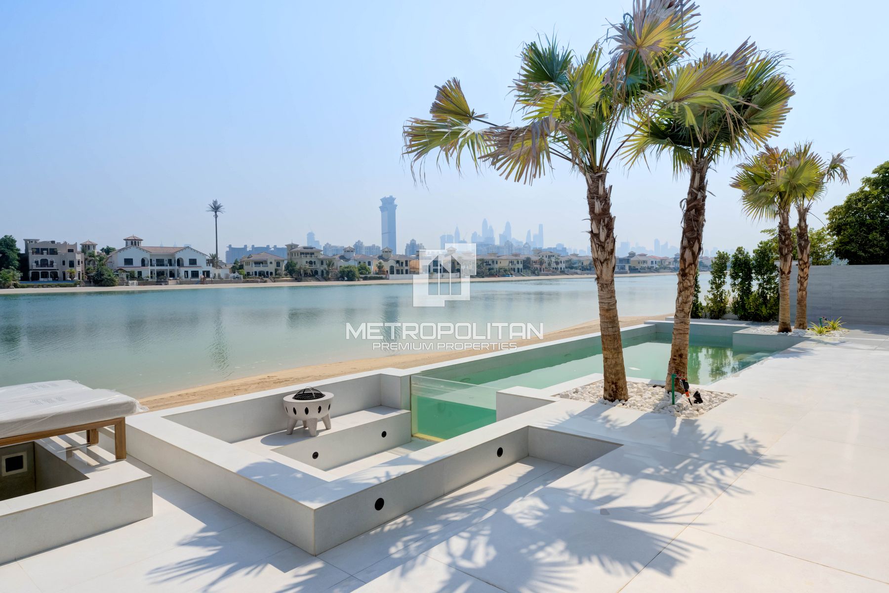 Image - Garden Homes Frond F, Palm Jumeirah, Dubai | Project - Villa