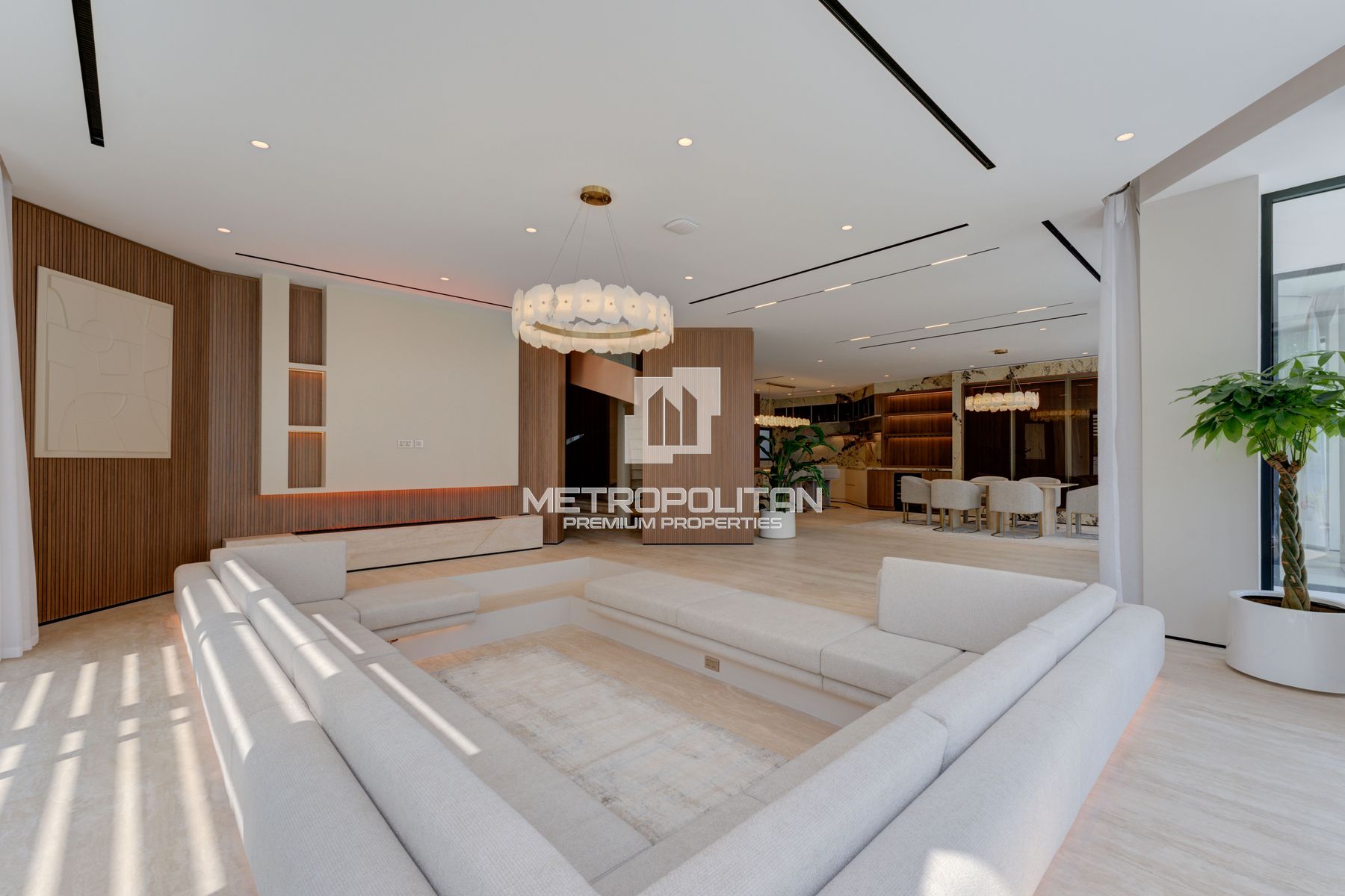 Image - Garden Homes Frond F, Palm Jumeirah, Dubai | Project - Villa