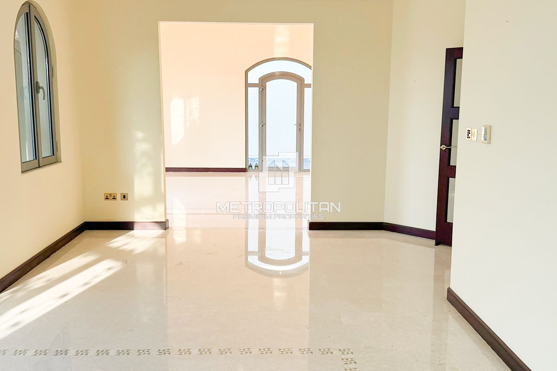 5BR Villa for Rent in Palm Jumeirah – MPR-9189 photo-0