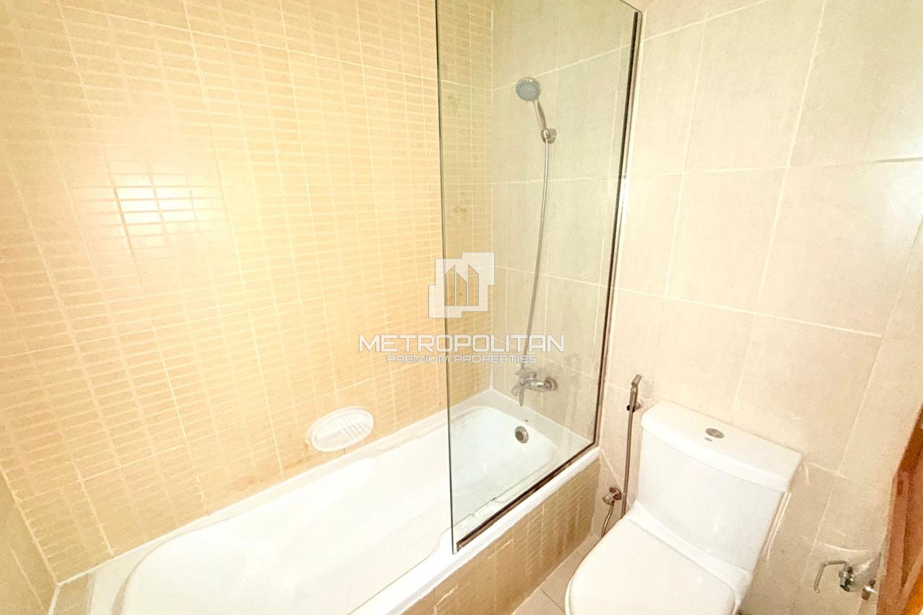 Image - Lakeside Tower B, Dubai Production City (IMPZ), Dubai | Project - Apartment