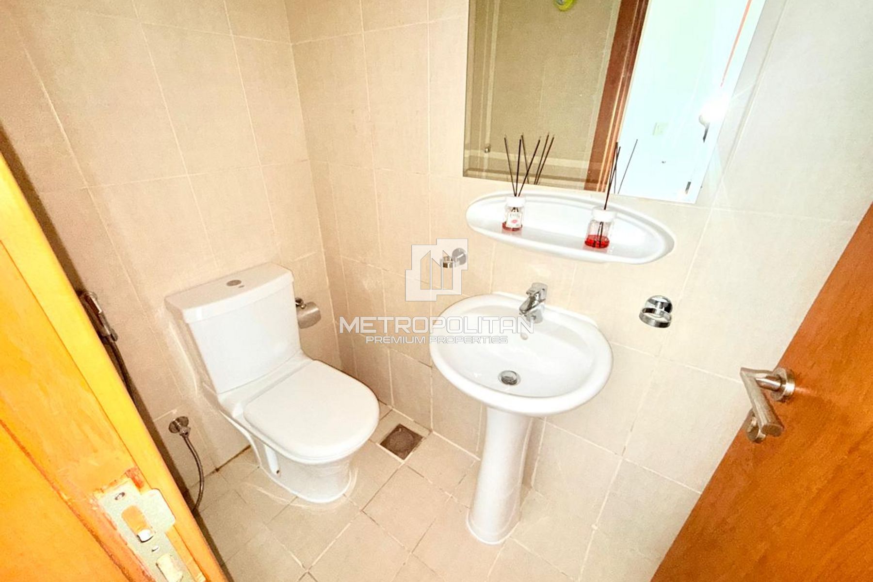 Image - Lakeside Tower B, Dubai Production City (IMPZ), Dubai | Project - Apartment