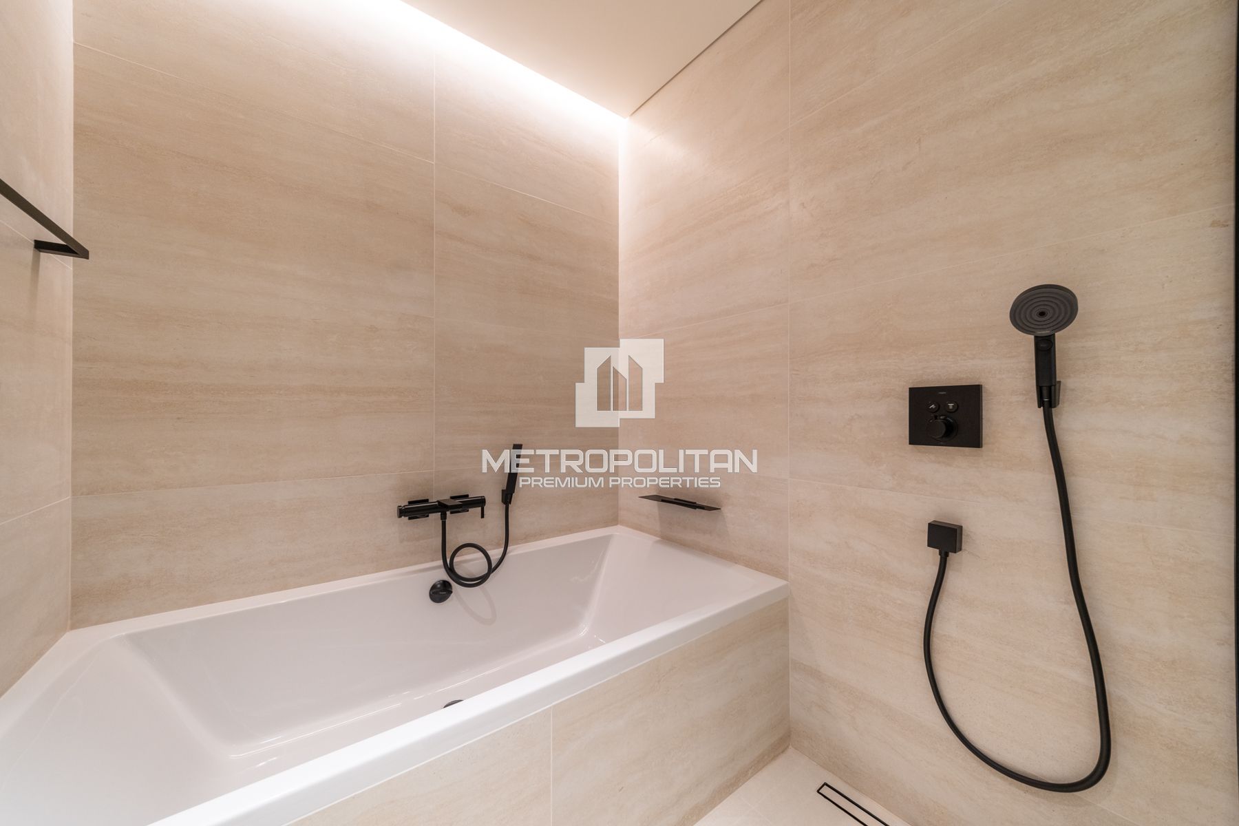 Appartement 3 chambres à louer à Al Jaddaf – MPR-9219 photo-23