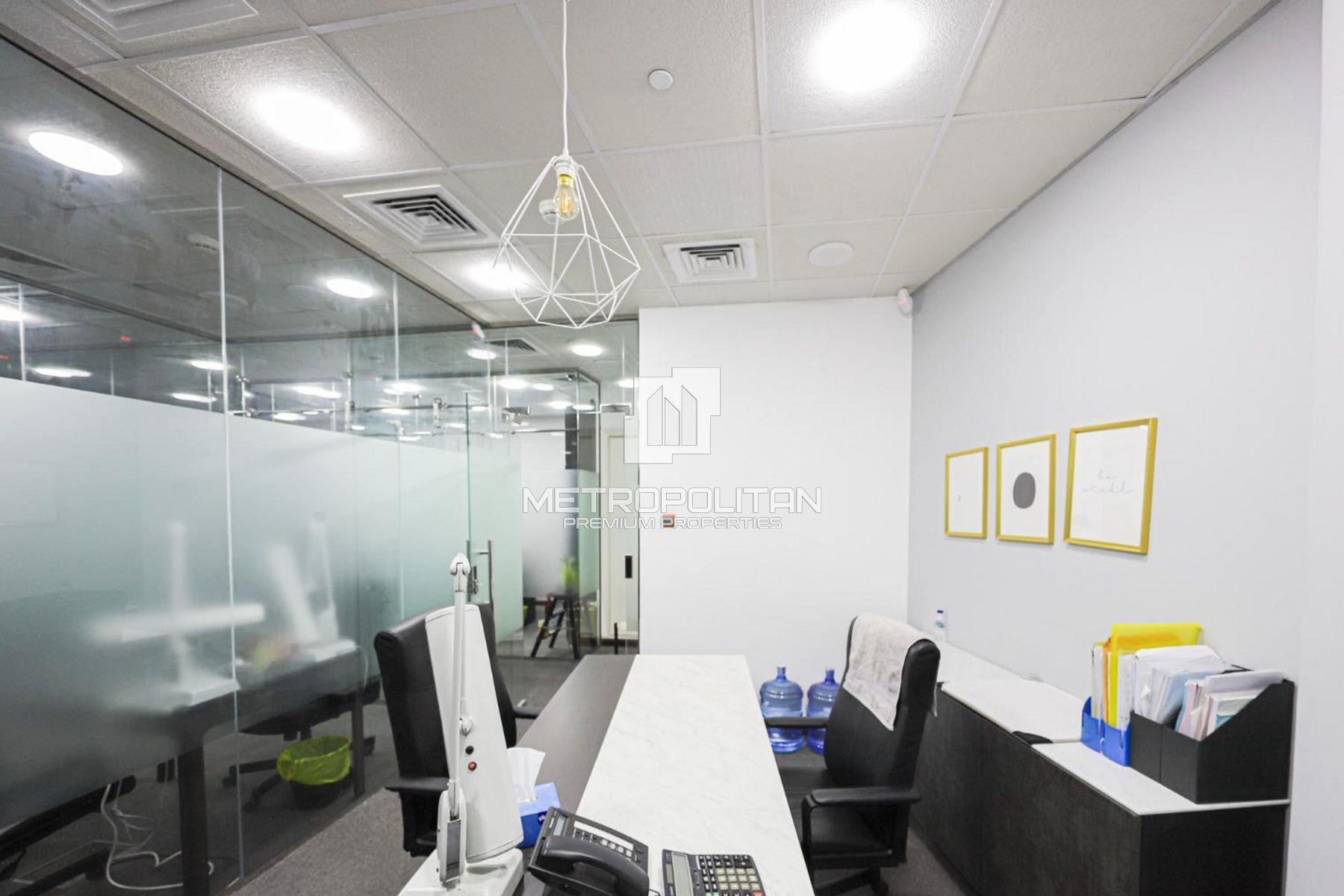 Vacant Office | Almas Tower 800sqft | Lake View