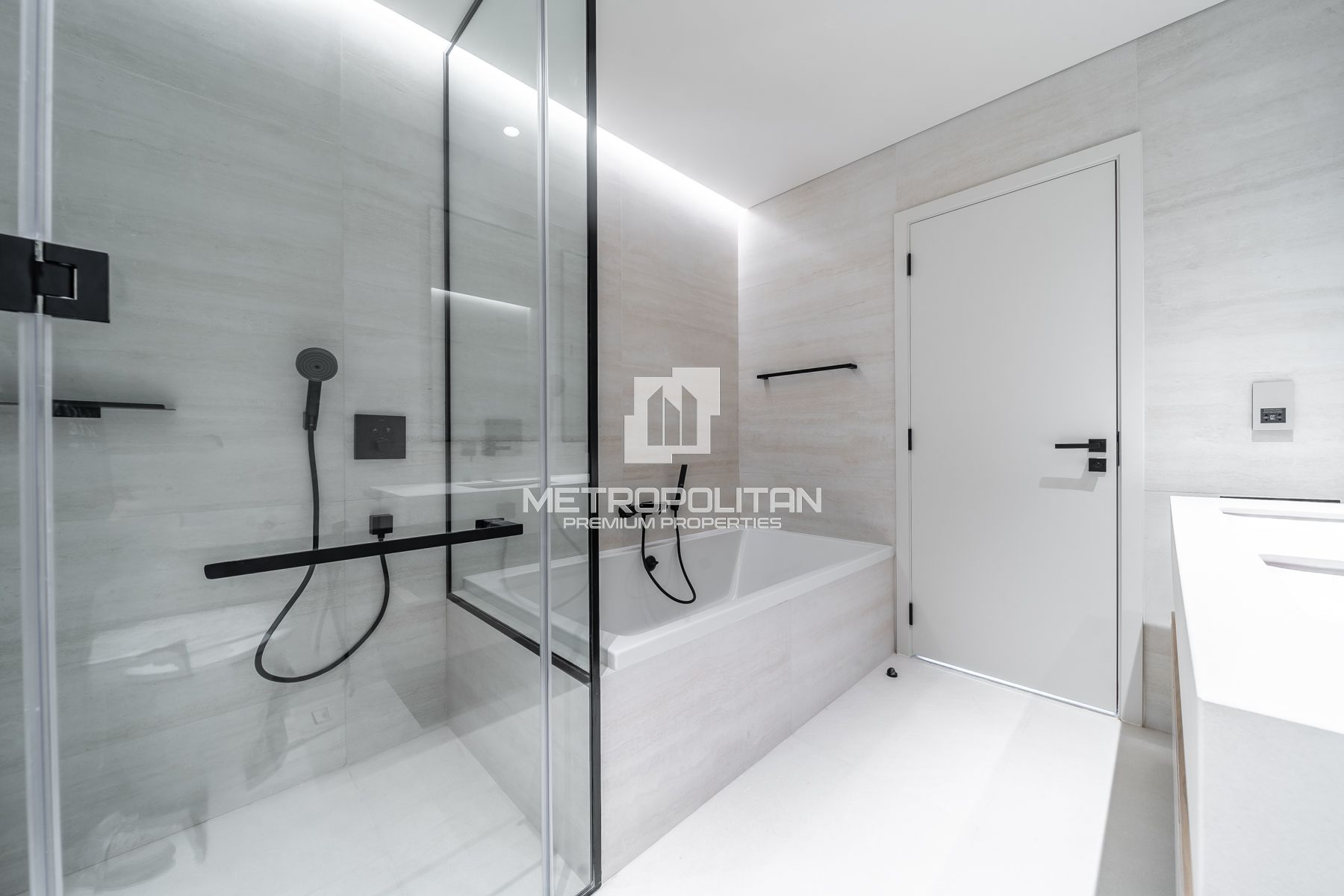 Appartement 2 chambres à louer à Al Jaddaf – MPR-9237 photo-24