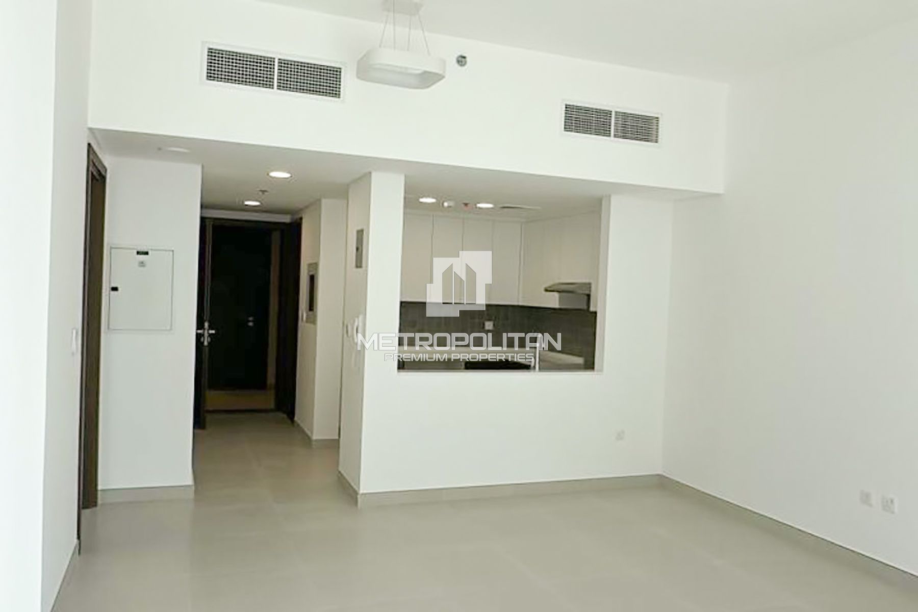 شقة بغرفة نوم واحدة للإيجار في مدينة الشارقة الواجهة البحرية – MPR-9241