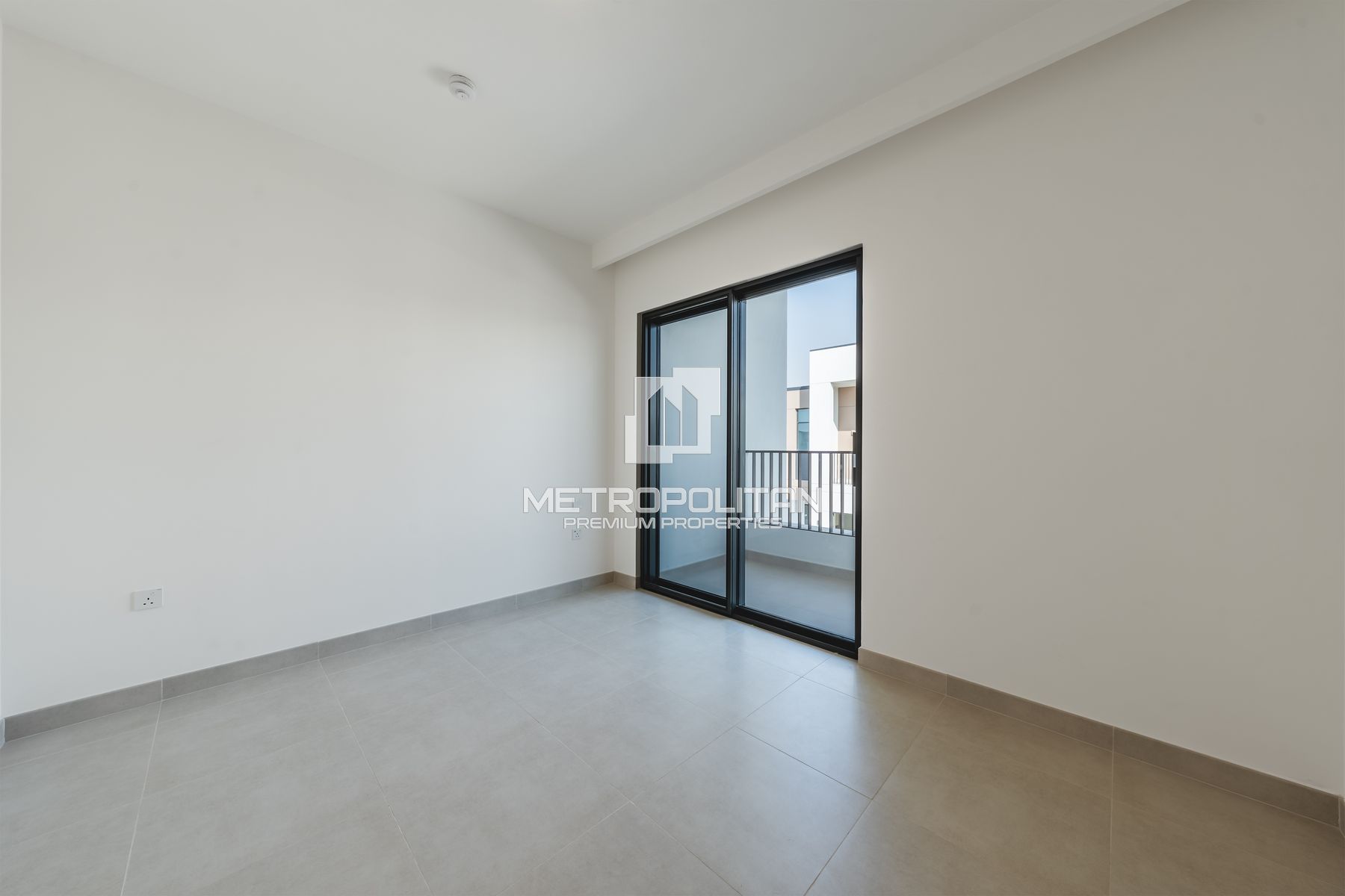 Brand New | Modern Layout | Close to Amenities photo-7