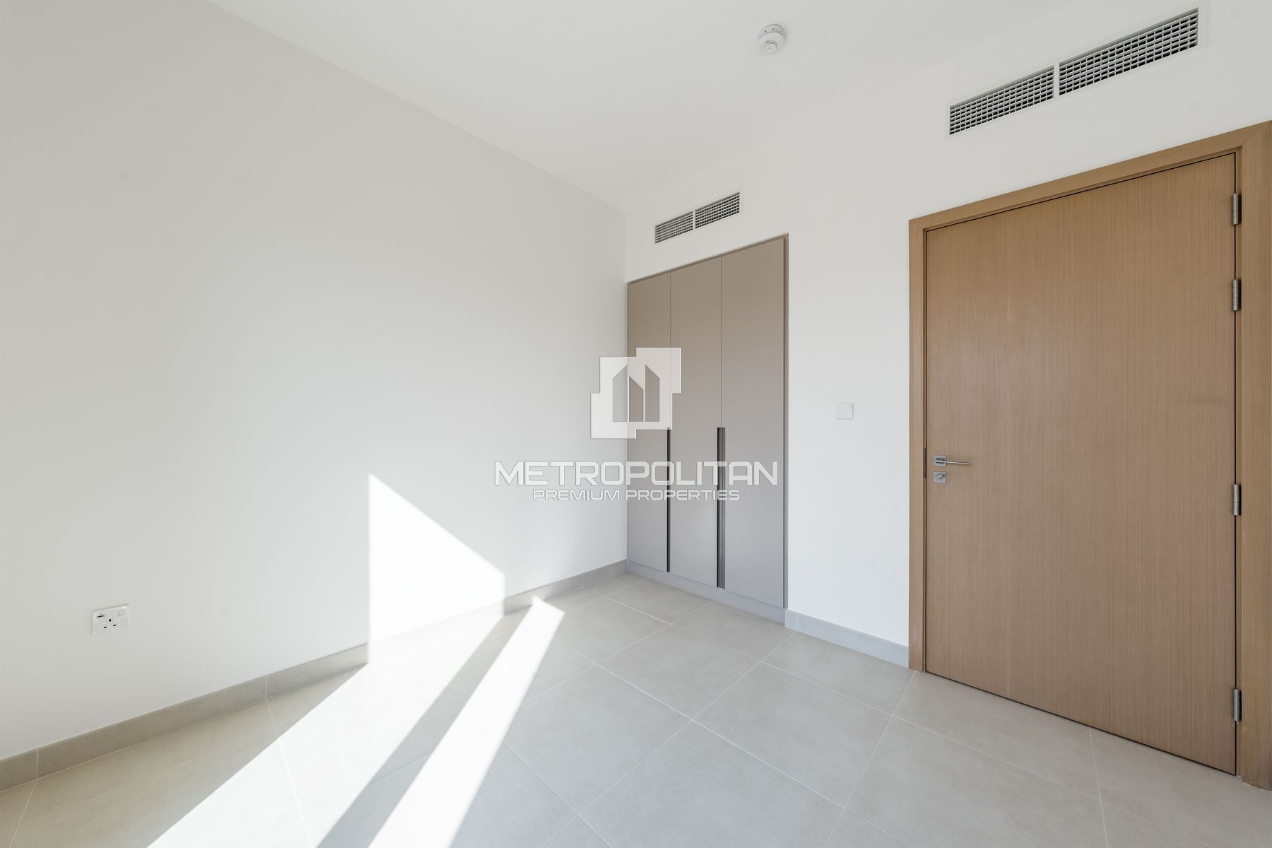 Brand New | Modern Layout | Close to Amenities photo-19