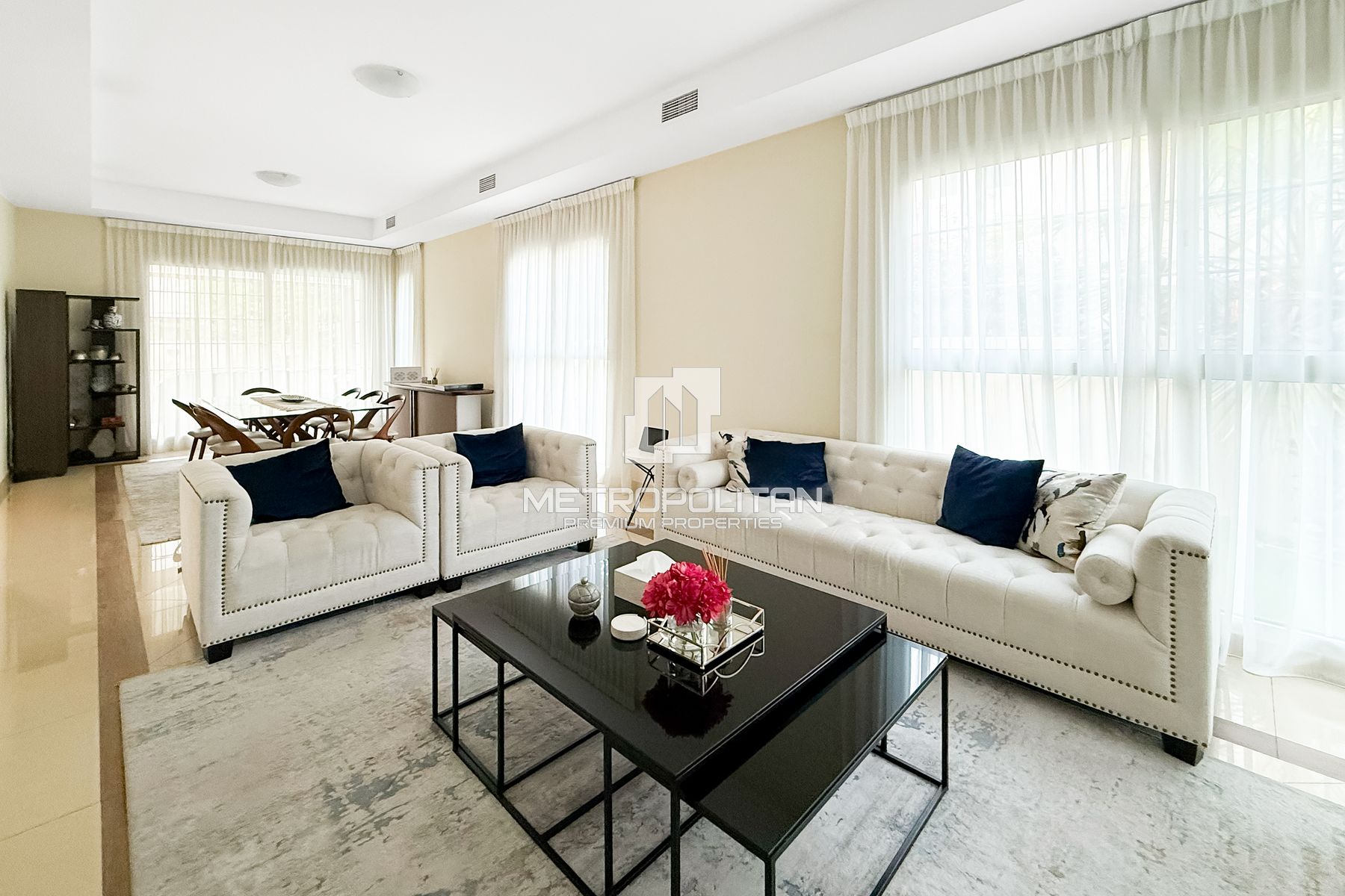 Ready to Occupy | Huge Plot | Independent Villa photo-1