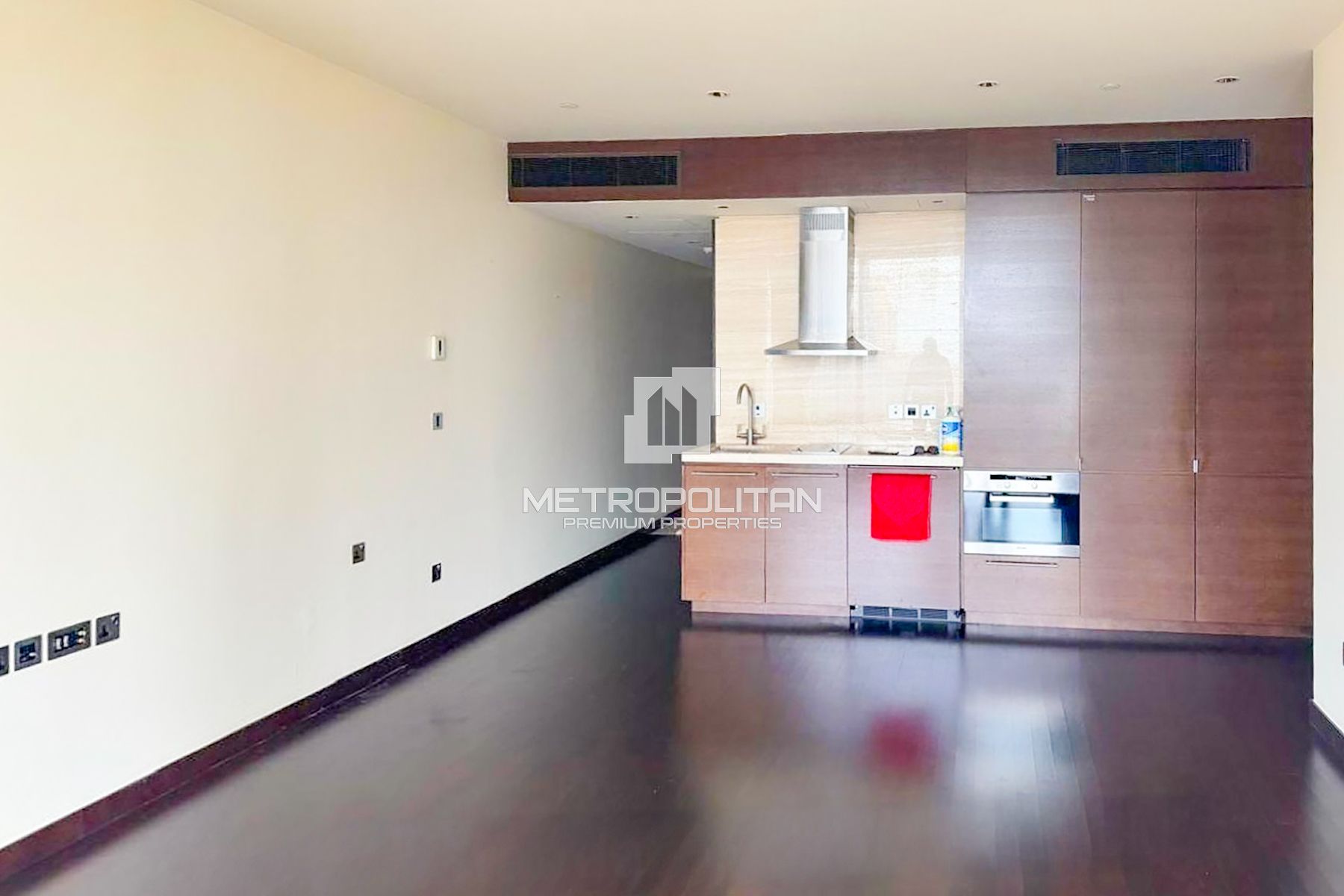 Spacious | Downtown Views | Elegant Studio photo-3