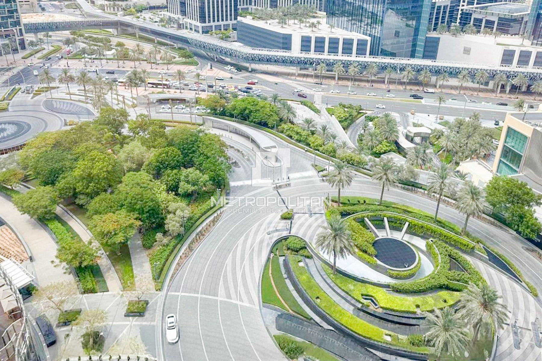 Spacious | Downtown Views | Elegant Studio photo-9