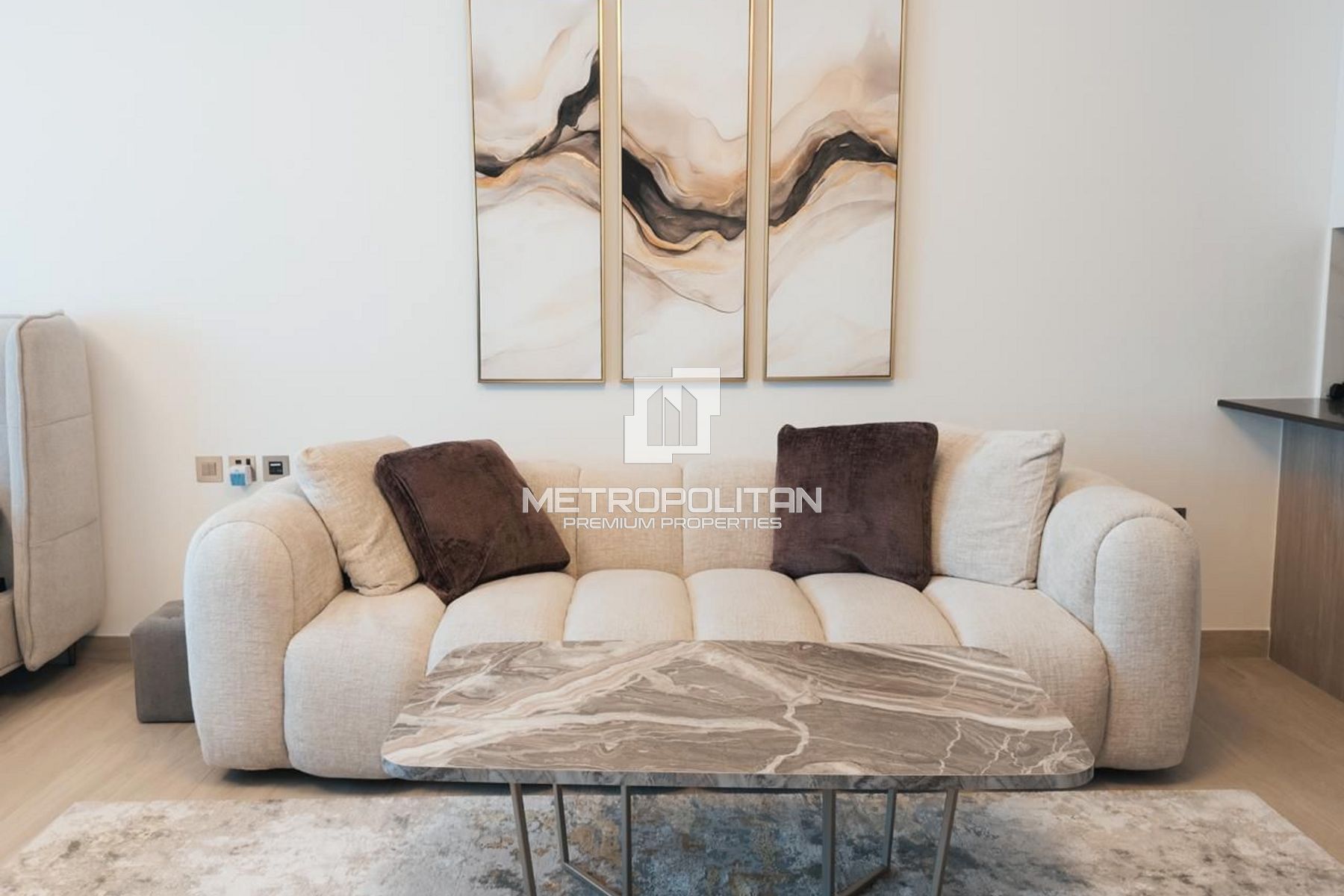 Image - Me Do Re Tower, Jumeirah Lake Towers, Dubai | Project - شقة