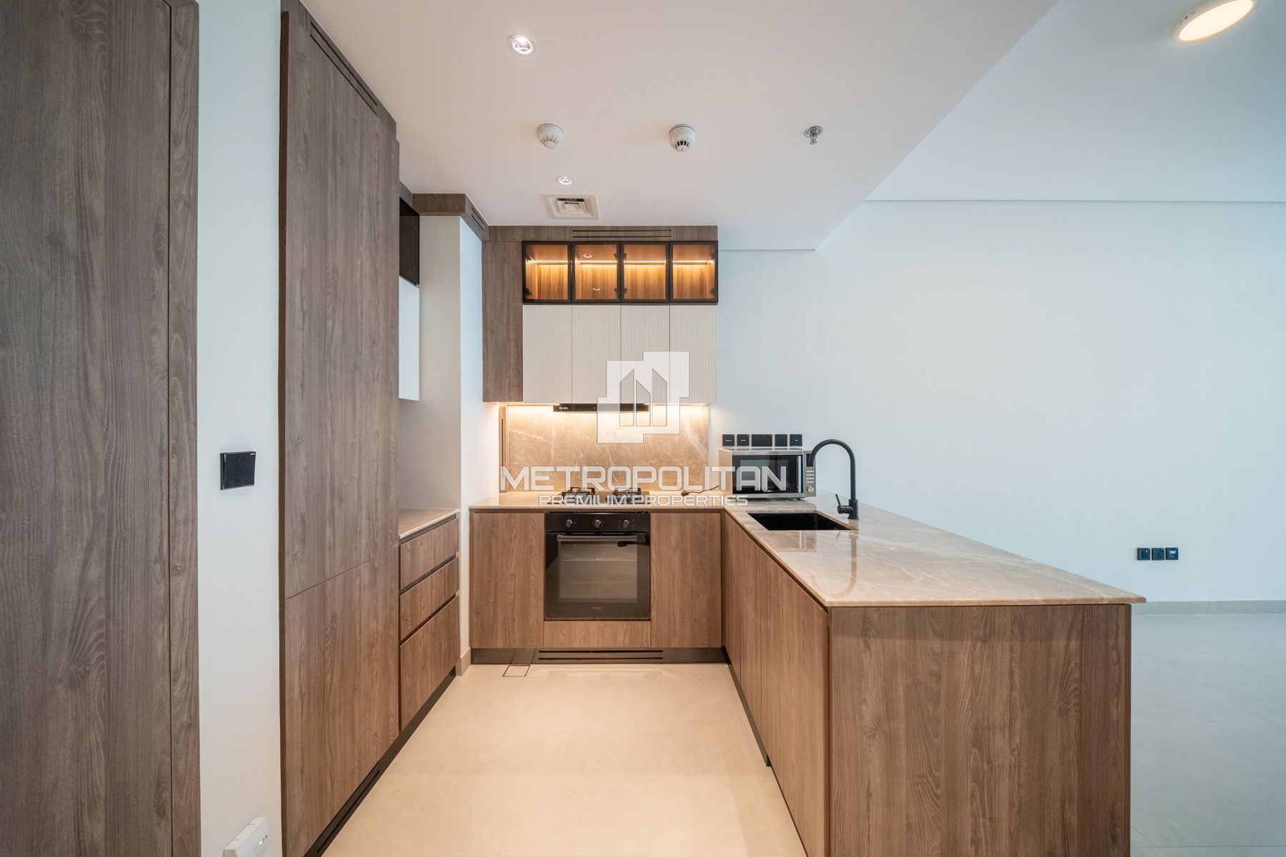 Marriott Residences | Brand New | 5 Star Amenities photo-14