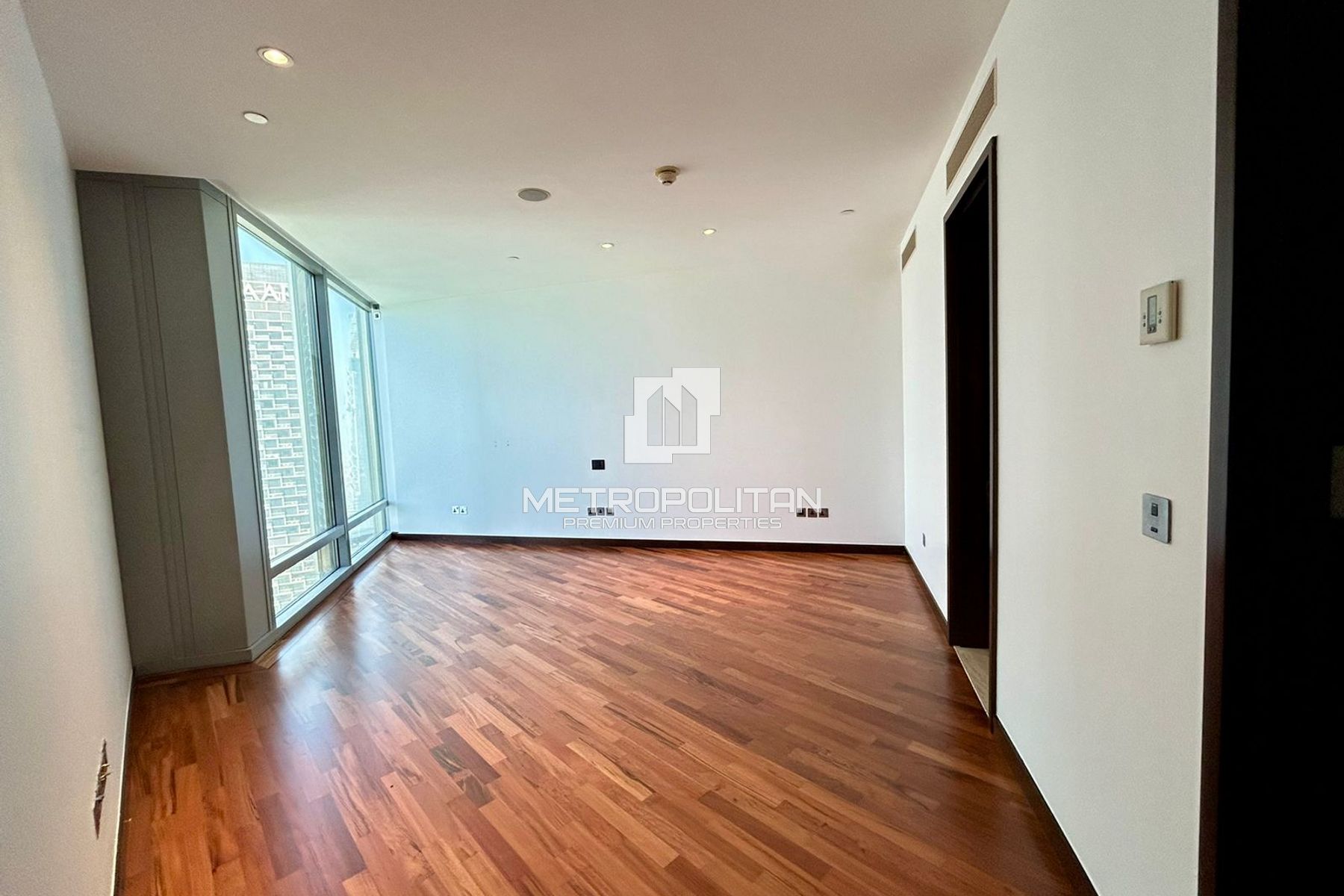 Large Layout | Unfurnished | Opera Views