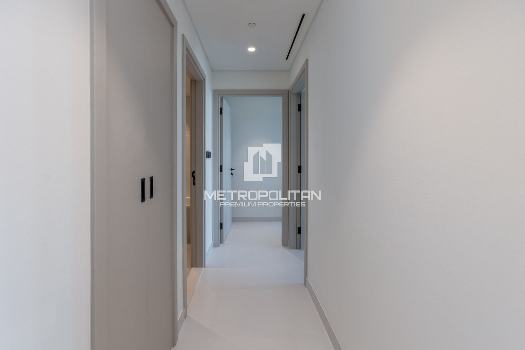 Fully Furnished | Stunning Sea Views | Beachfront