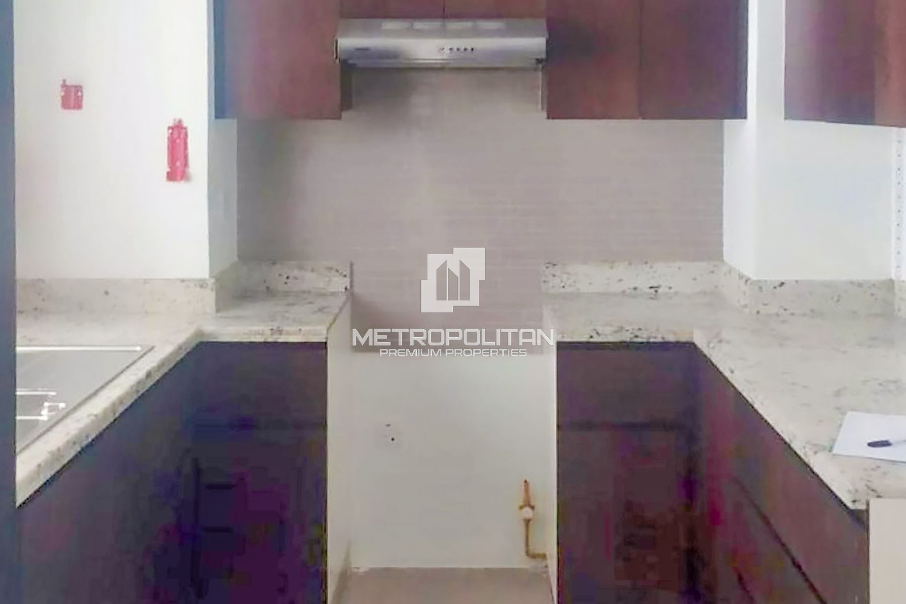 Spacious 1BR | Bright Unit | Prime Location