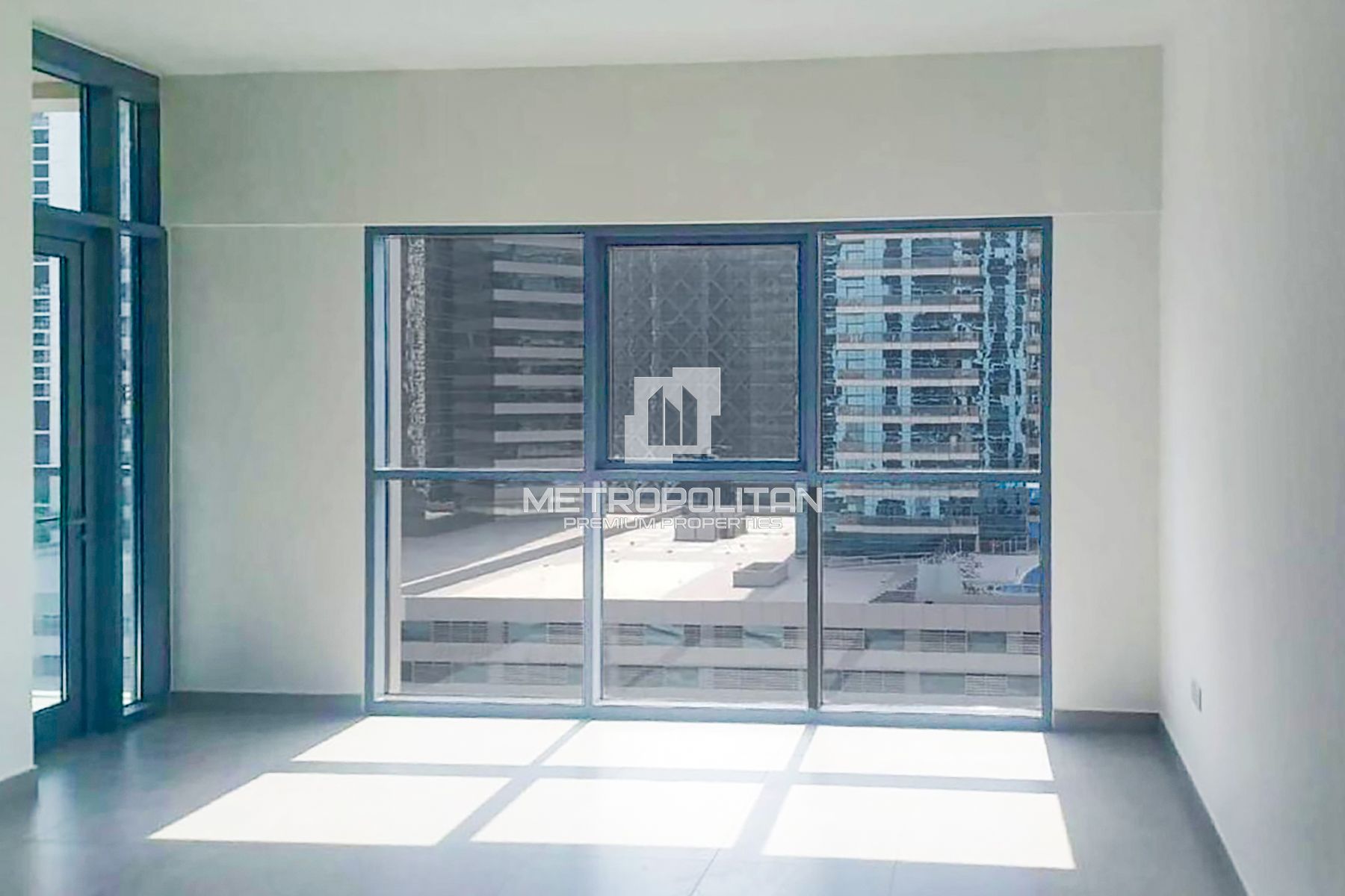 Spacious 1BR | Bright Unit | Prime Location