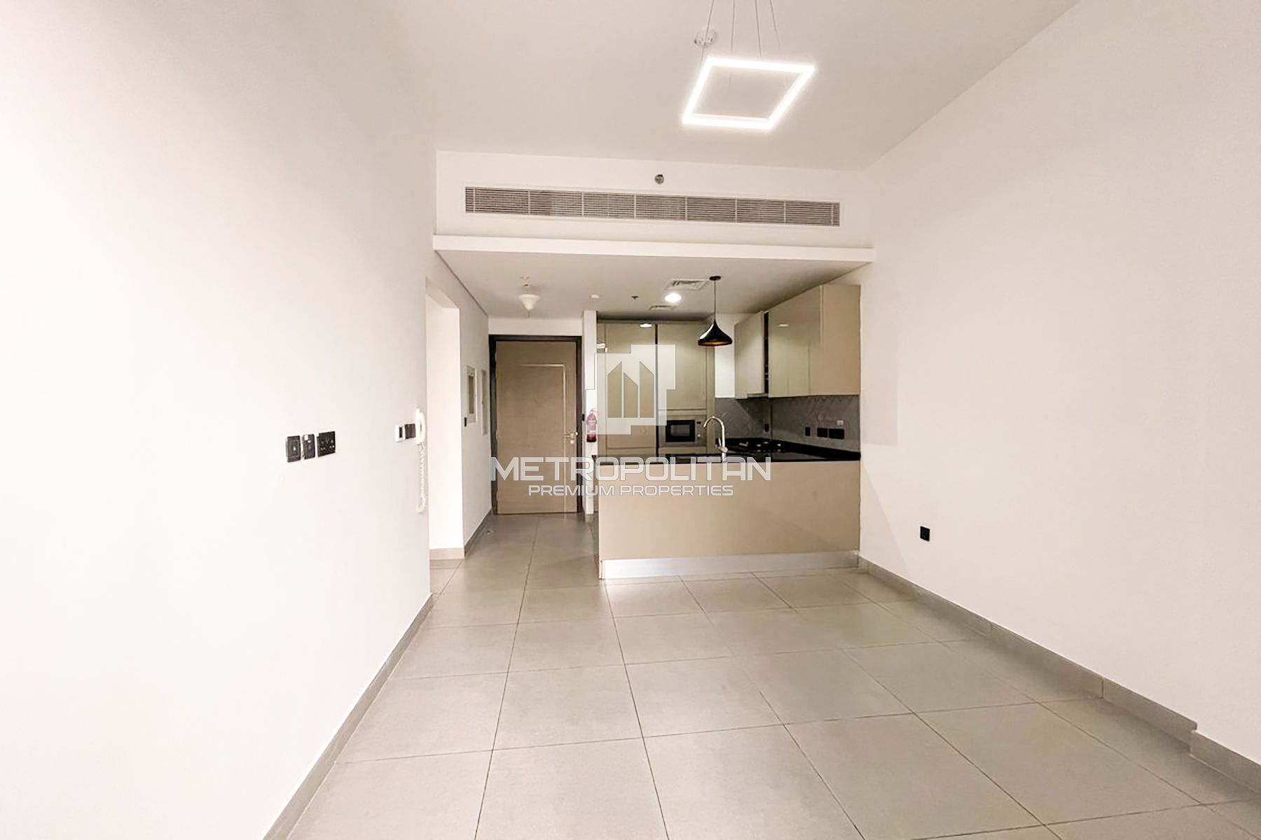 Vacant | Plus Maids Room | Kitchen Appliances