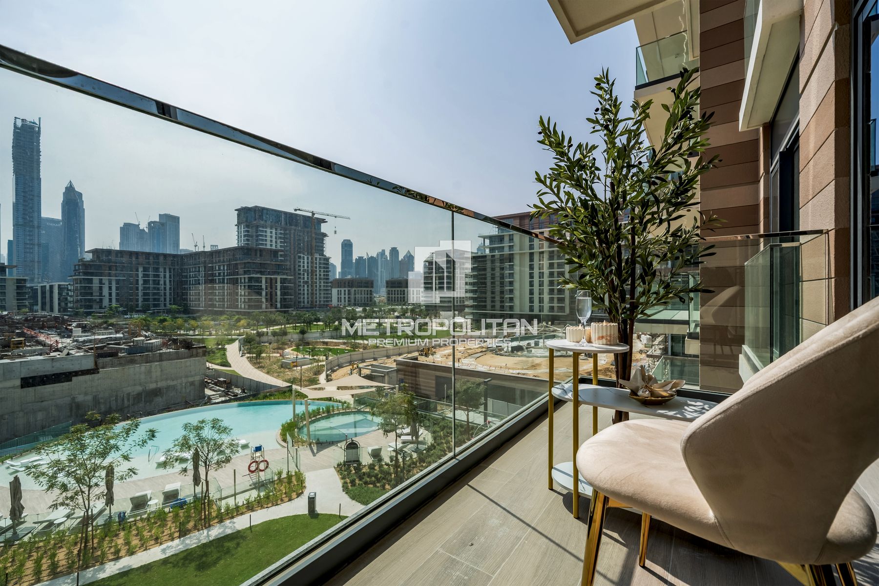 Luxury 2BR | Burj Khalifa View | City Walk photo-4