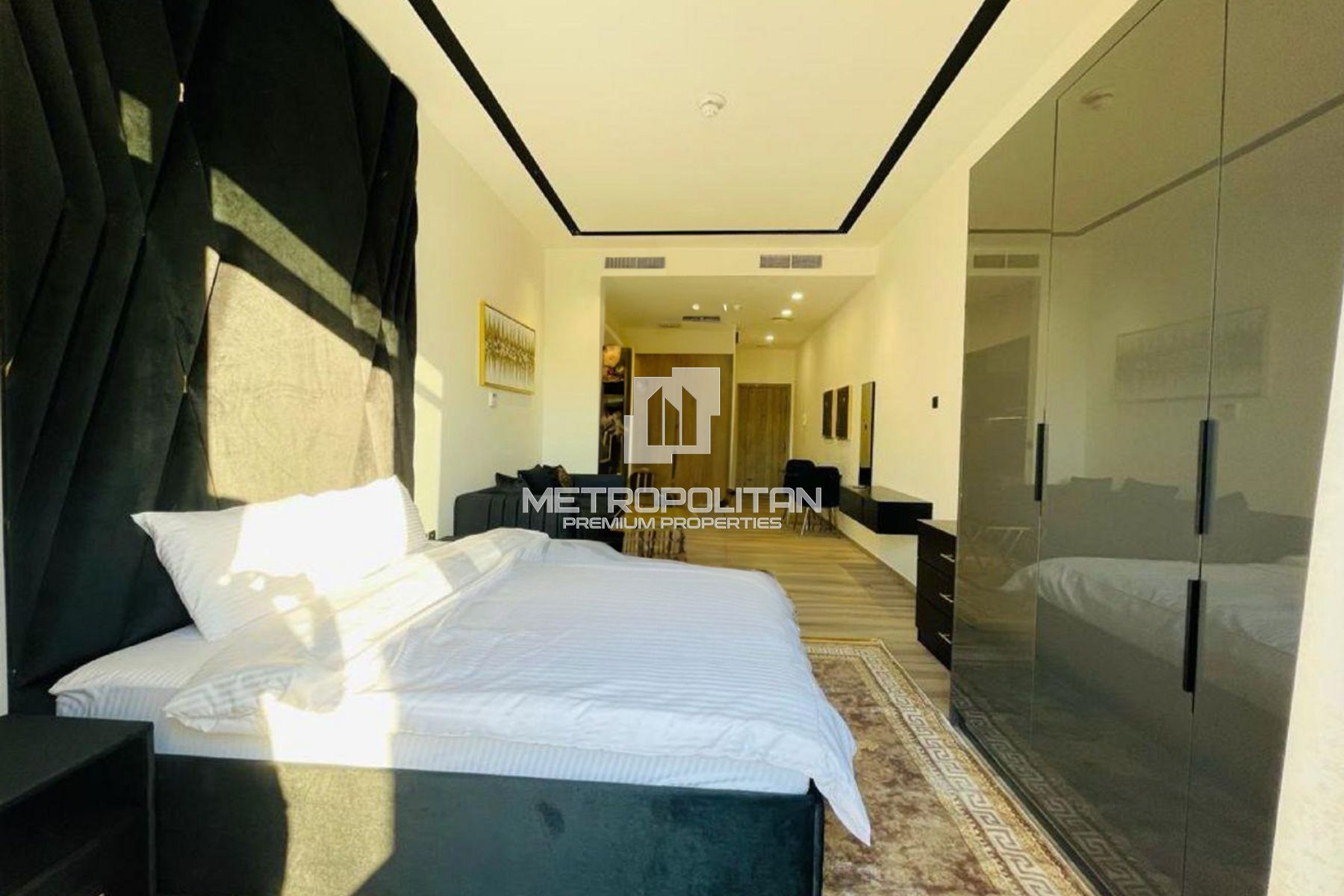 Studio à Louer à Jumeirah Village Circle – MPR-9403 photo-4