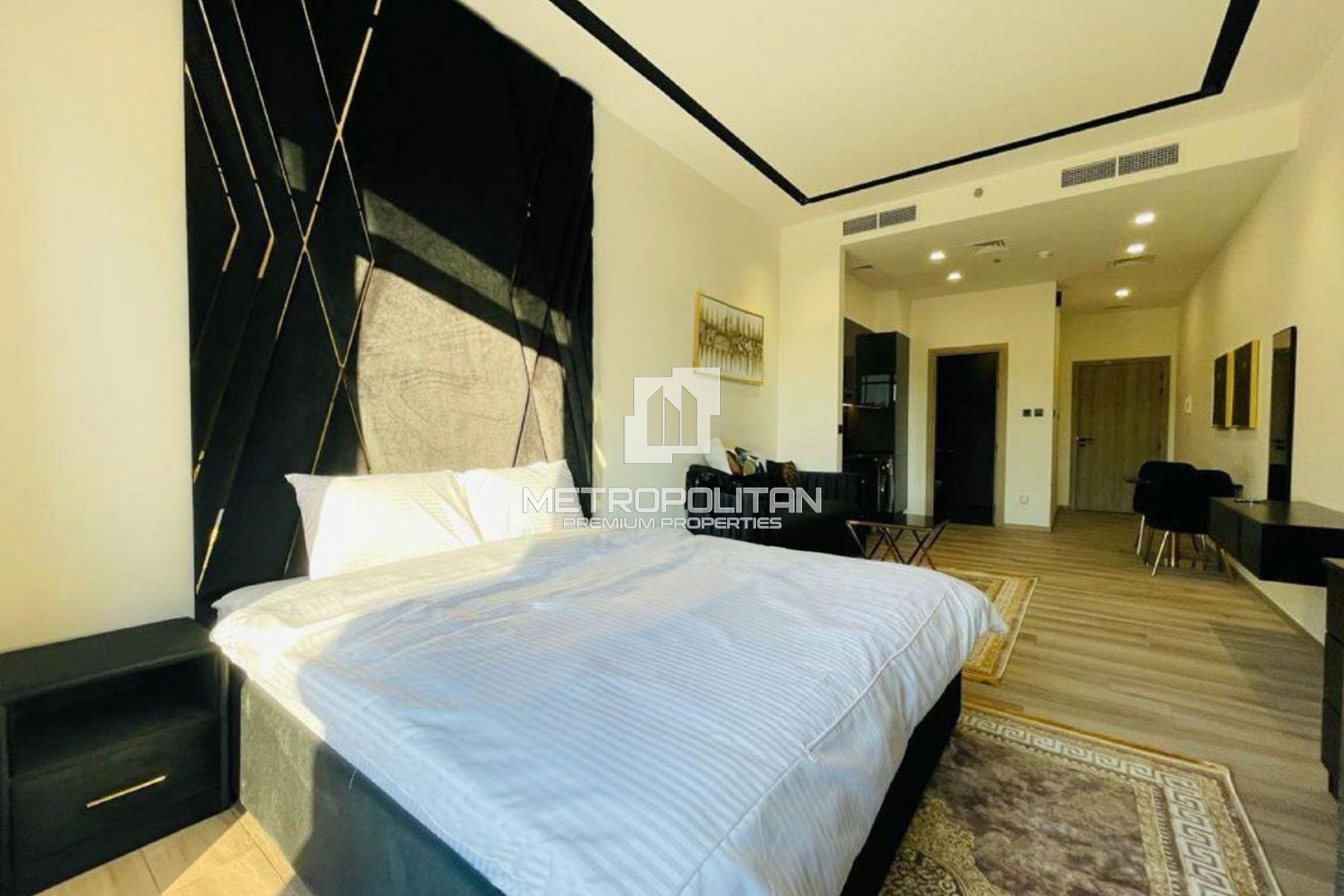 Studio à Louer à Jumeirah Village Circle – MPR-9403 photo-6