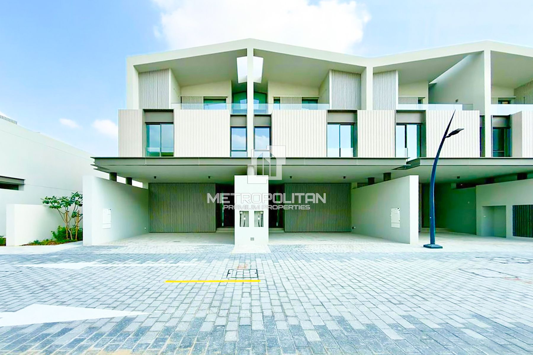 Townhouse for Rent | Prime Location | Brand new