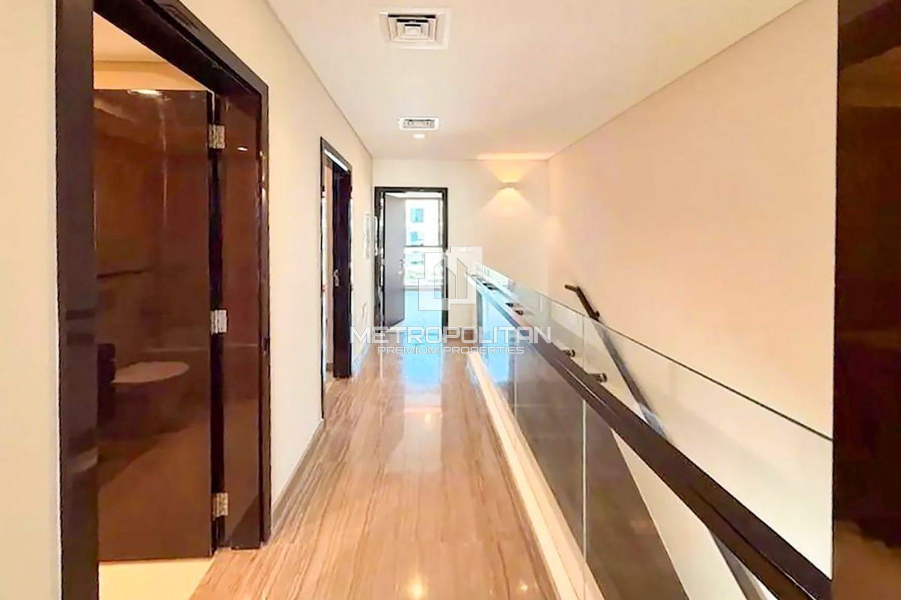 4BR plus Maids Silver Springs | Single Row photo-12