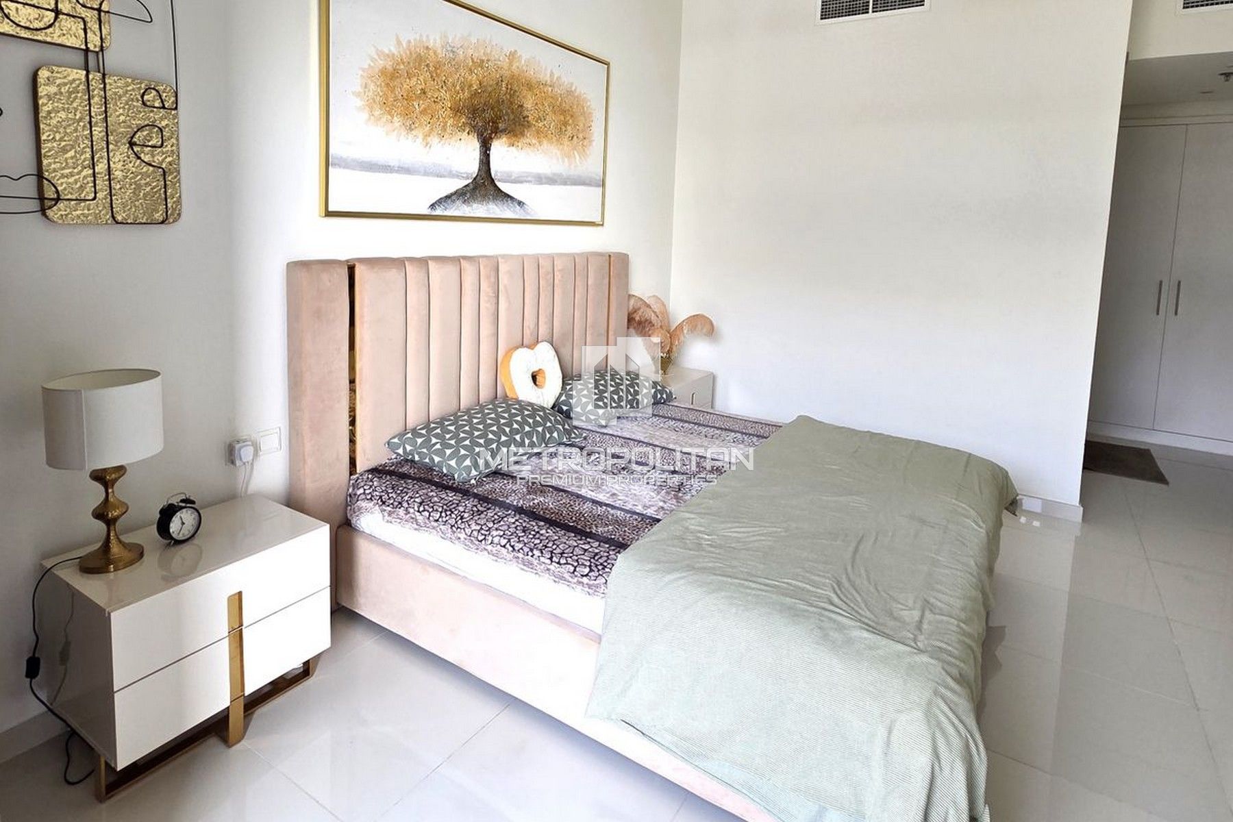 Biggest layout | Fully Upgraded | 6 CHEQUES