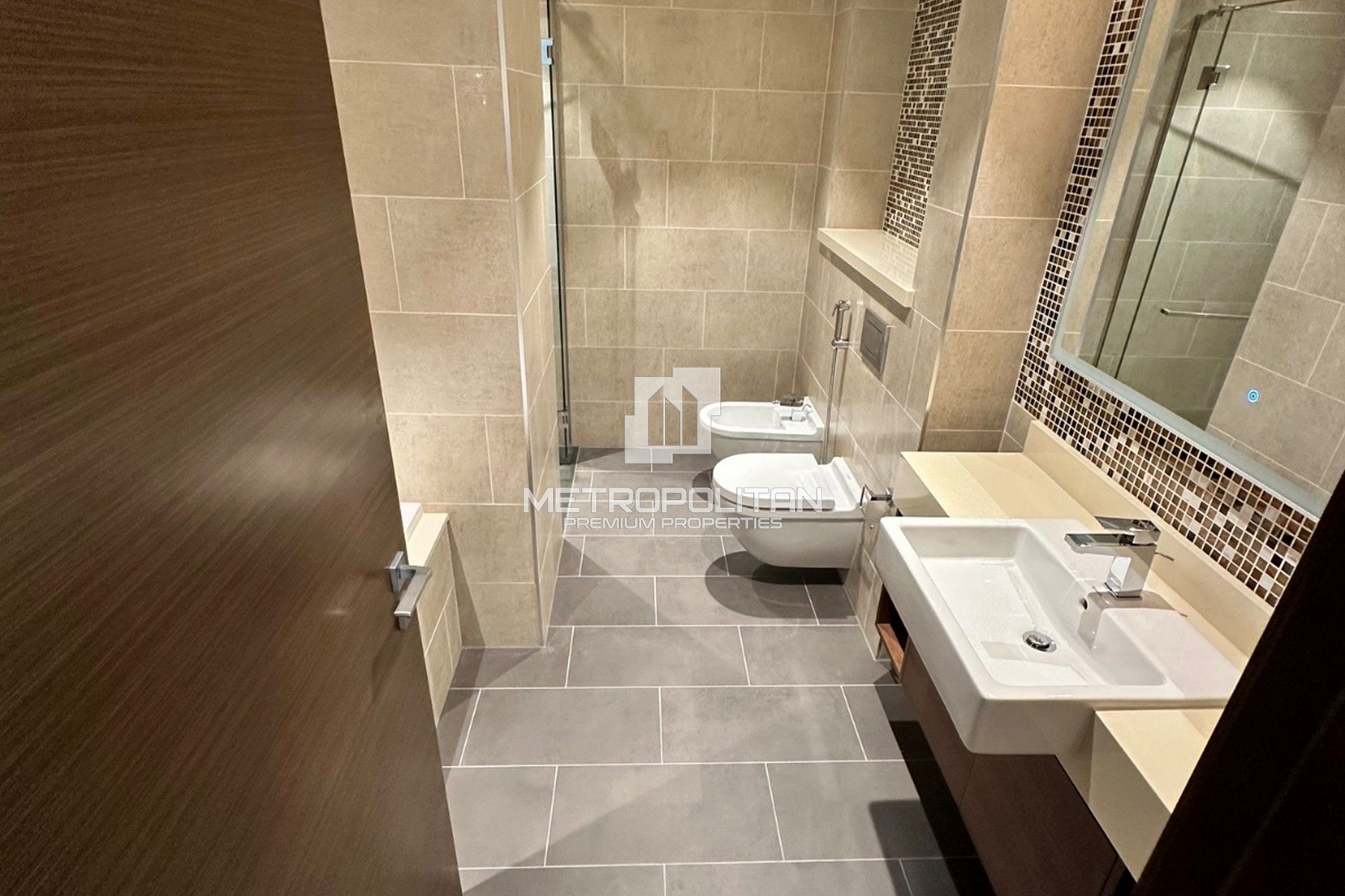 Modern Layout | Middle Floor | Great Location