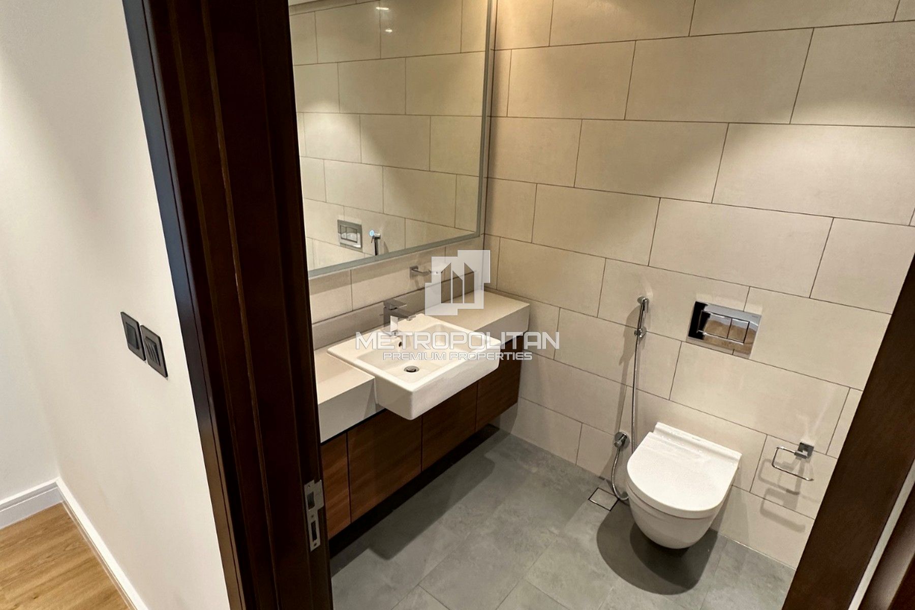 Modern Layout | Middle Floor | Great Location