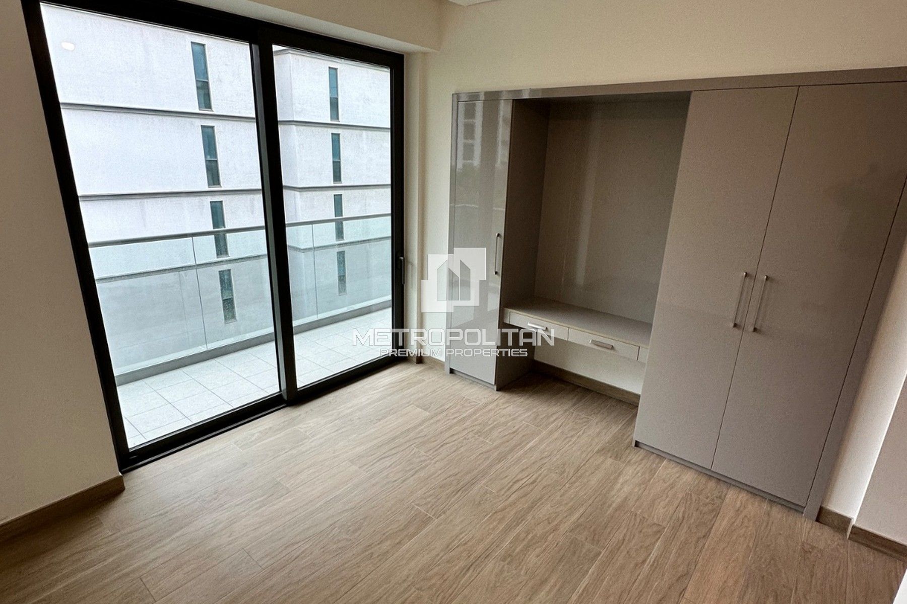 Modern Layout | Middle Floor | Great Location