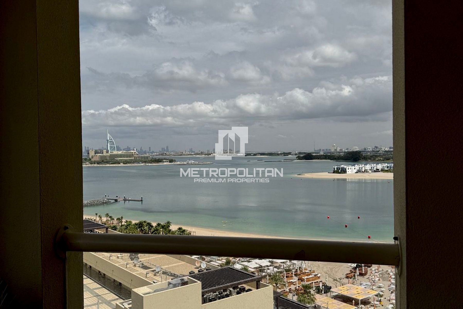 Part Sea Views | Modern Unit | Vacant | Furnished