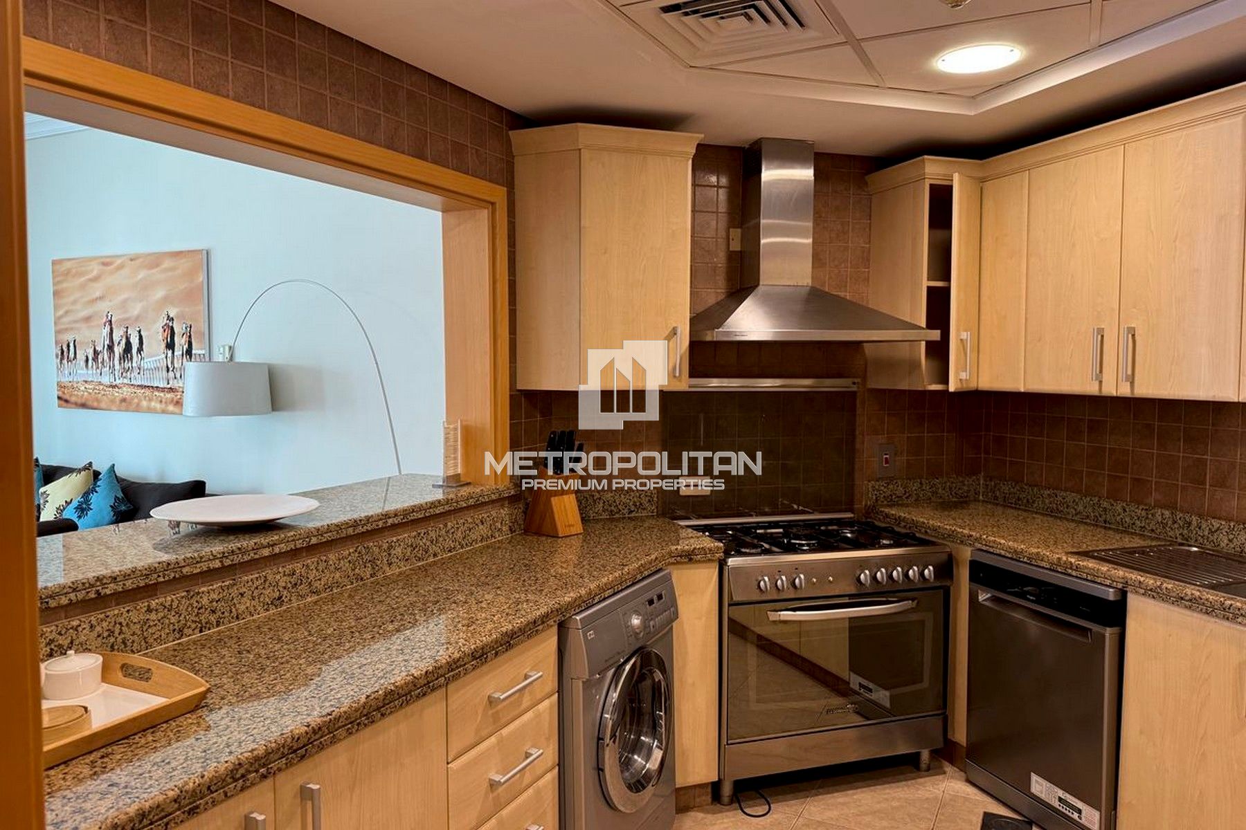 Part Sea Views | Modern Unit | Vacant | Furnished