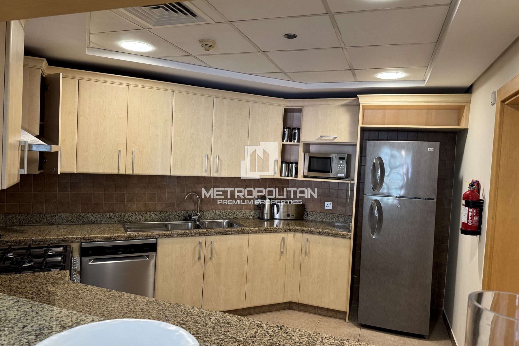 Part Sea Views | Modern Unit | Vacant | Furnished