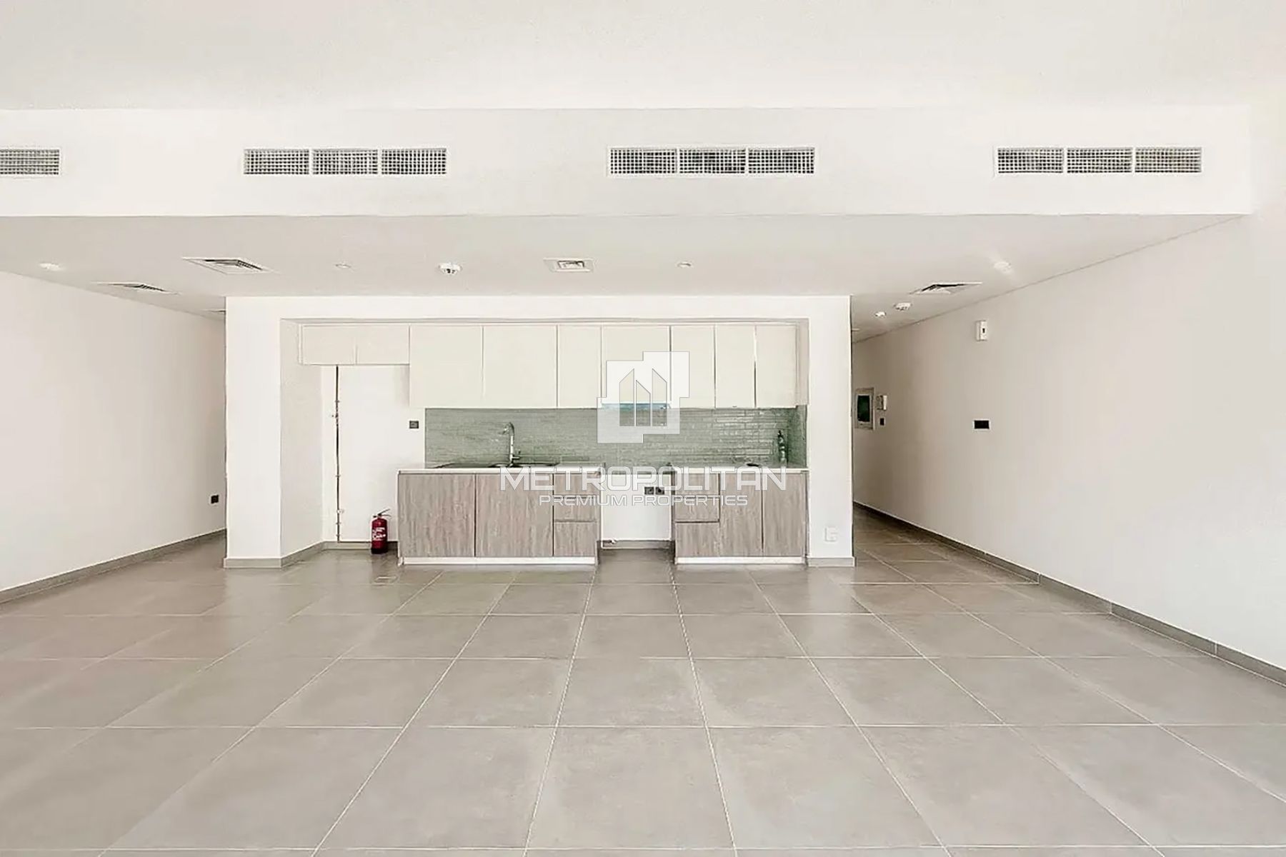 Vacant Now | Prime Location | Iris Layout photo-8