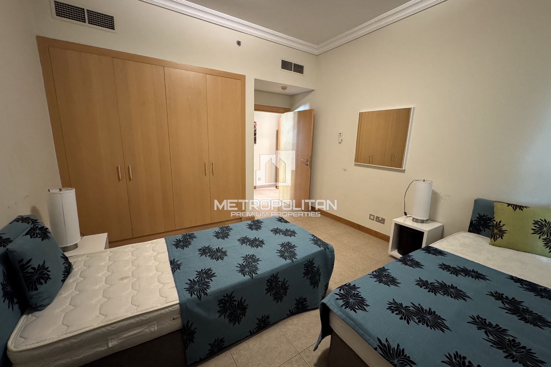 High Floor | Furnished | Modern Unit | Vacant