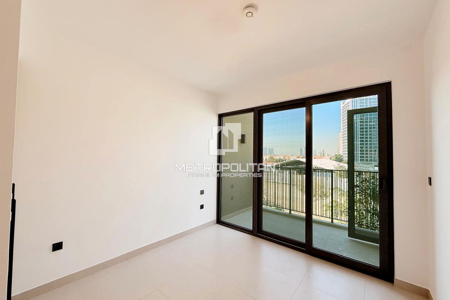 3BR Townhouse for Rent in Tilal Al Ghaf – MPR-9471