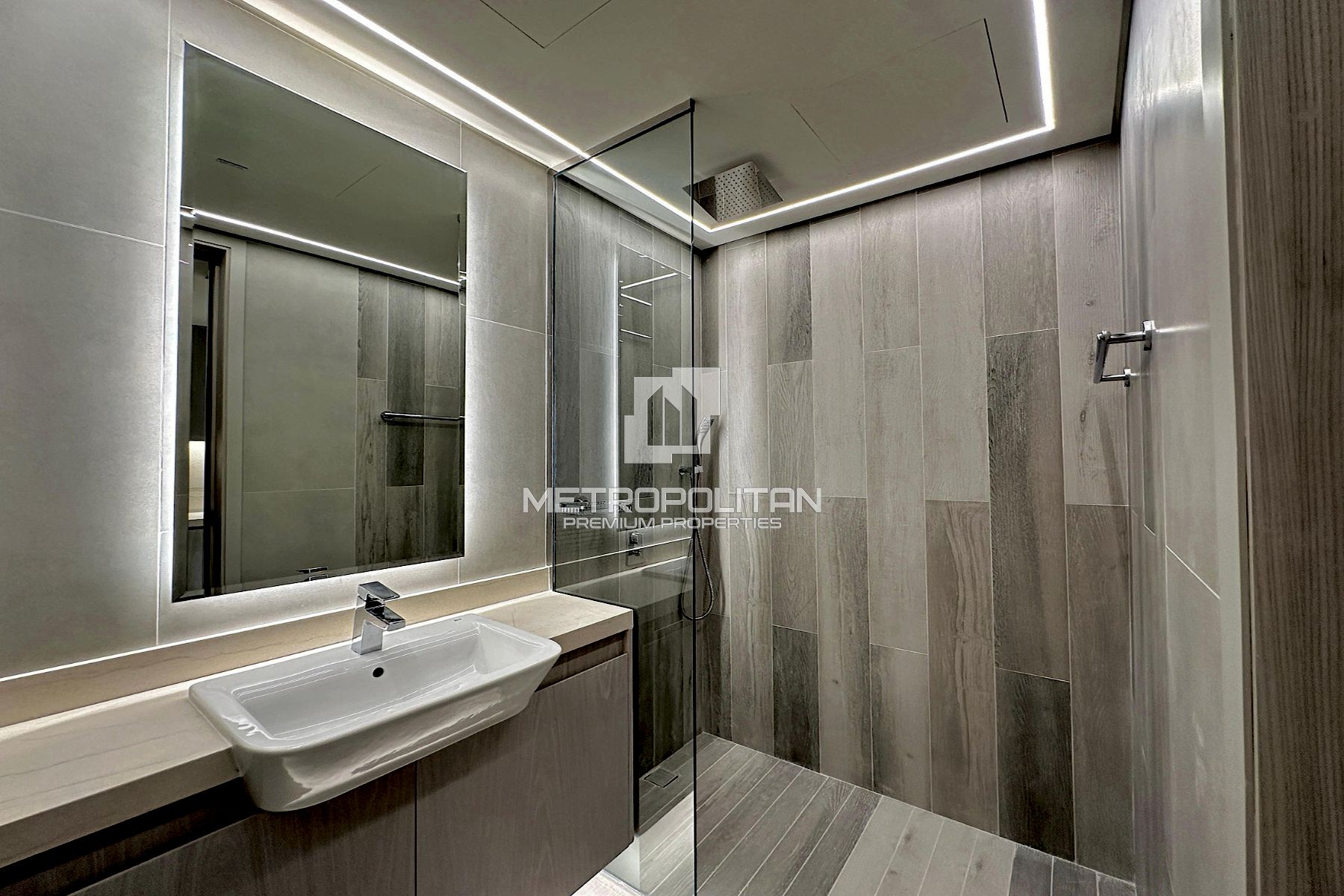 Prime Location | Fully Furnished | Pool View photo-1